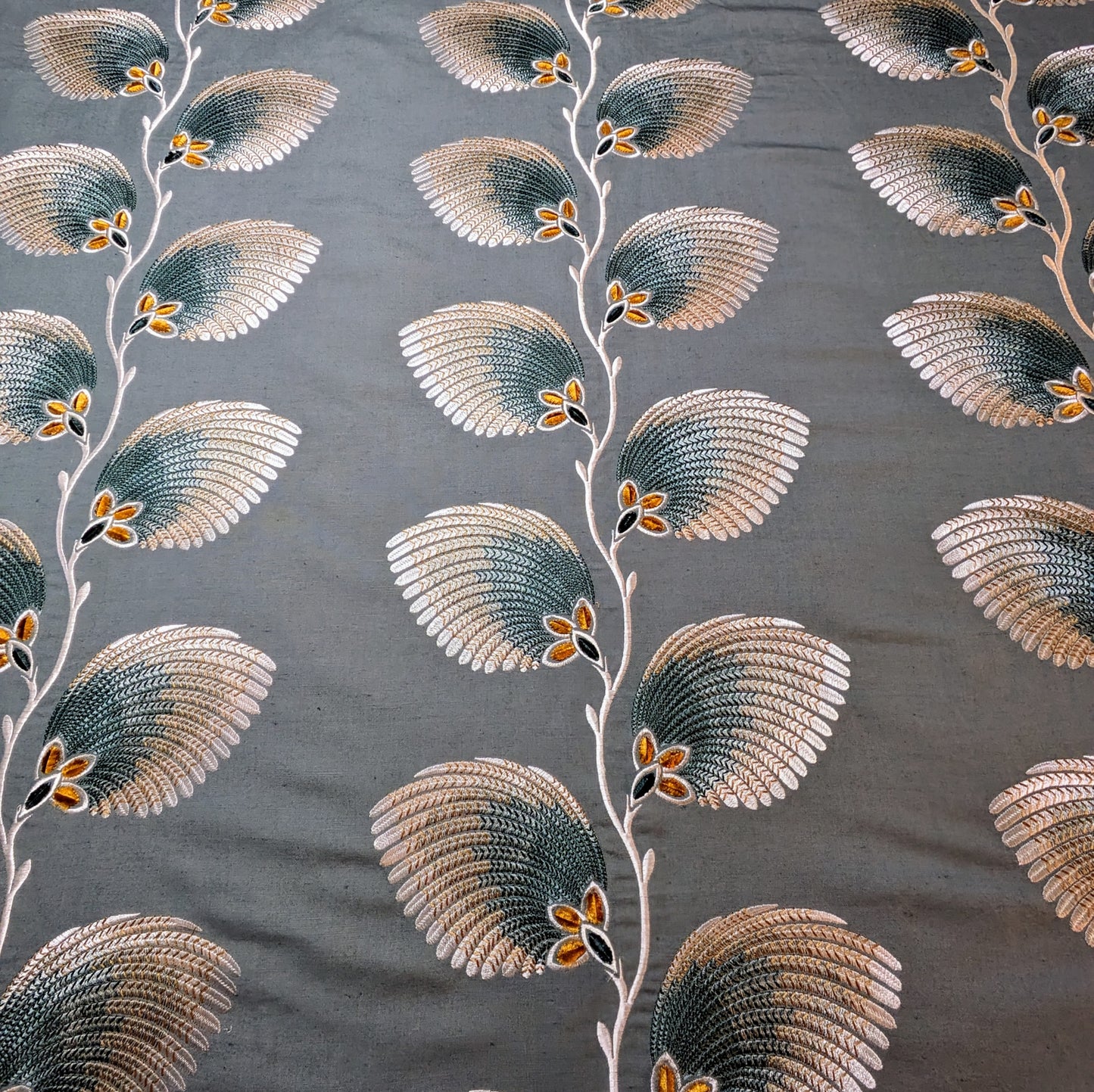 Lelani by Jane Churchill - 1.16m Remnant