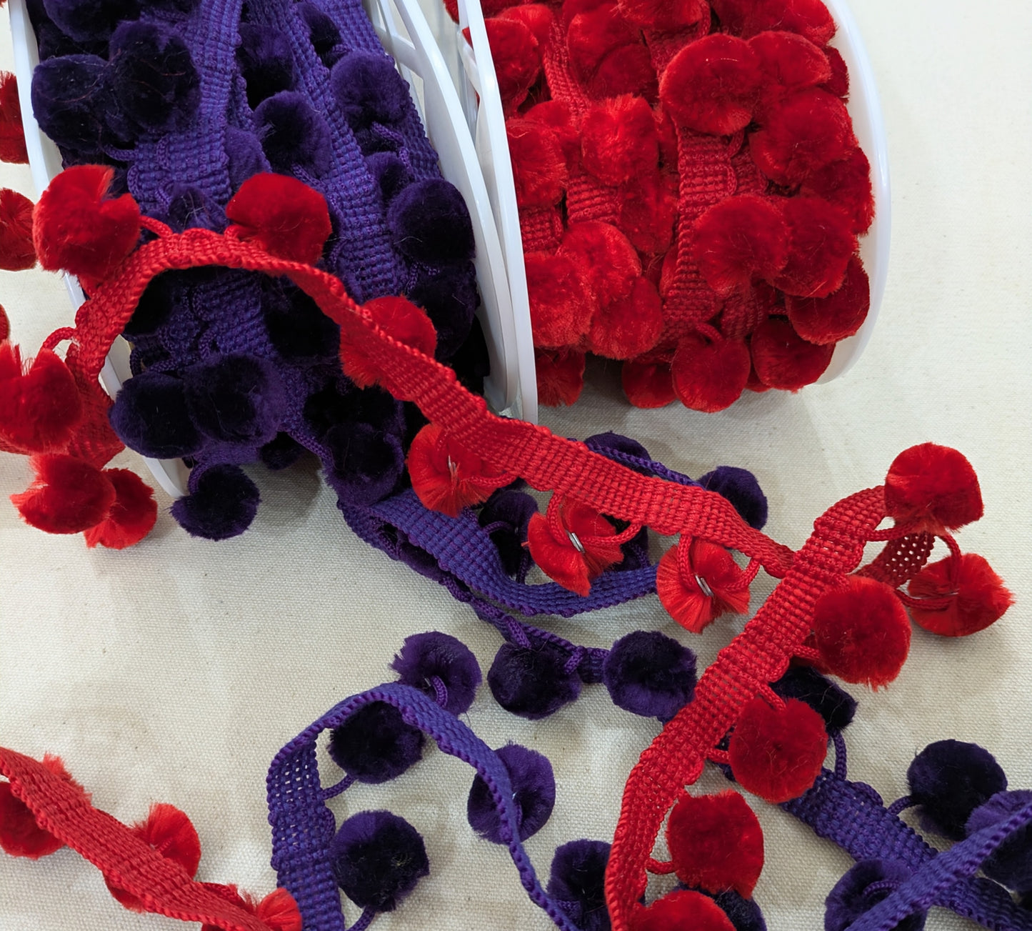 Pom Pom Trimming