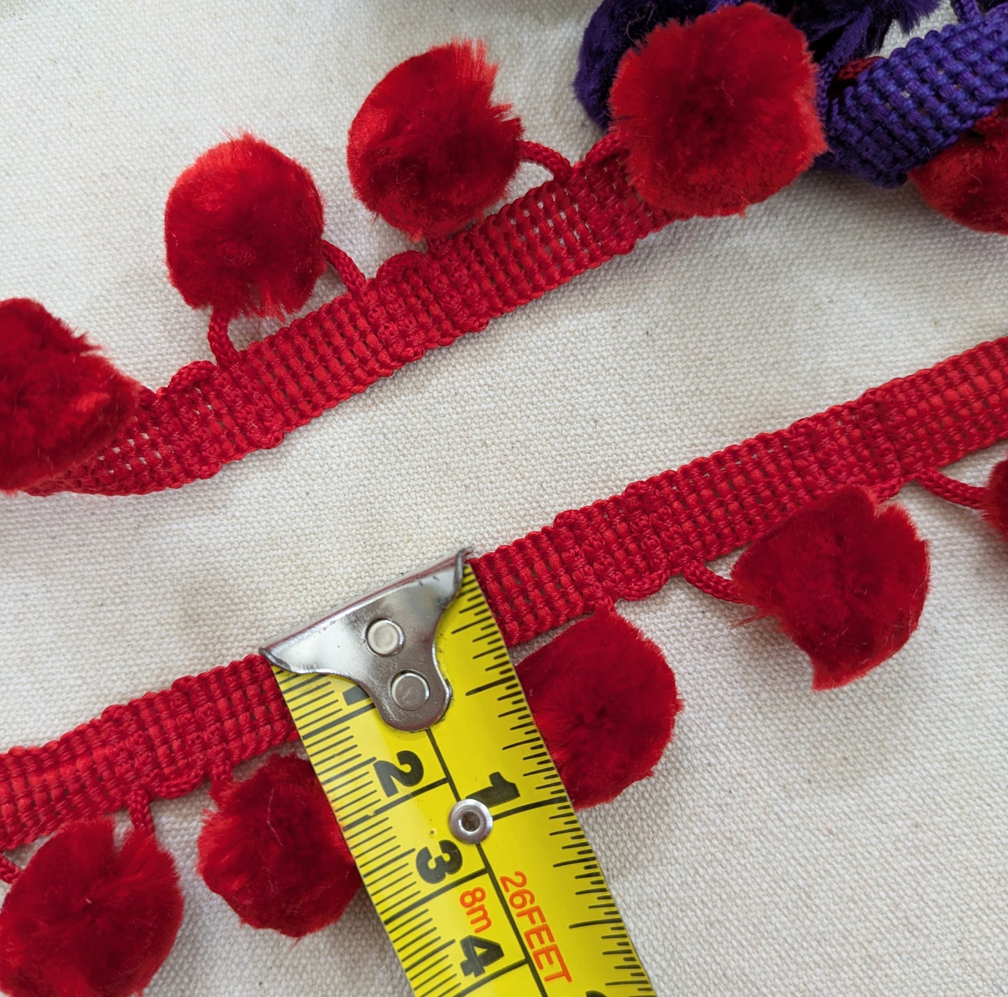 Pom Pom Trimming