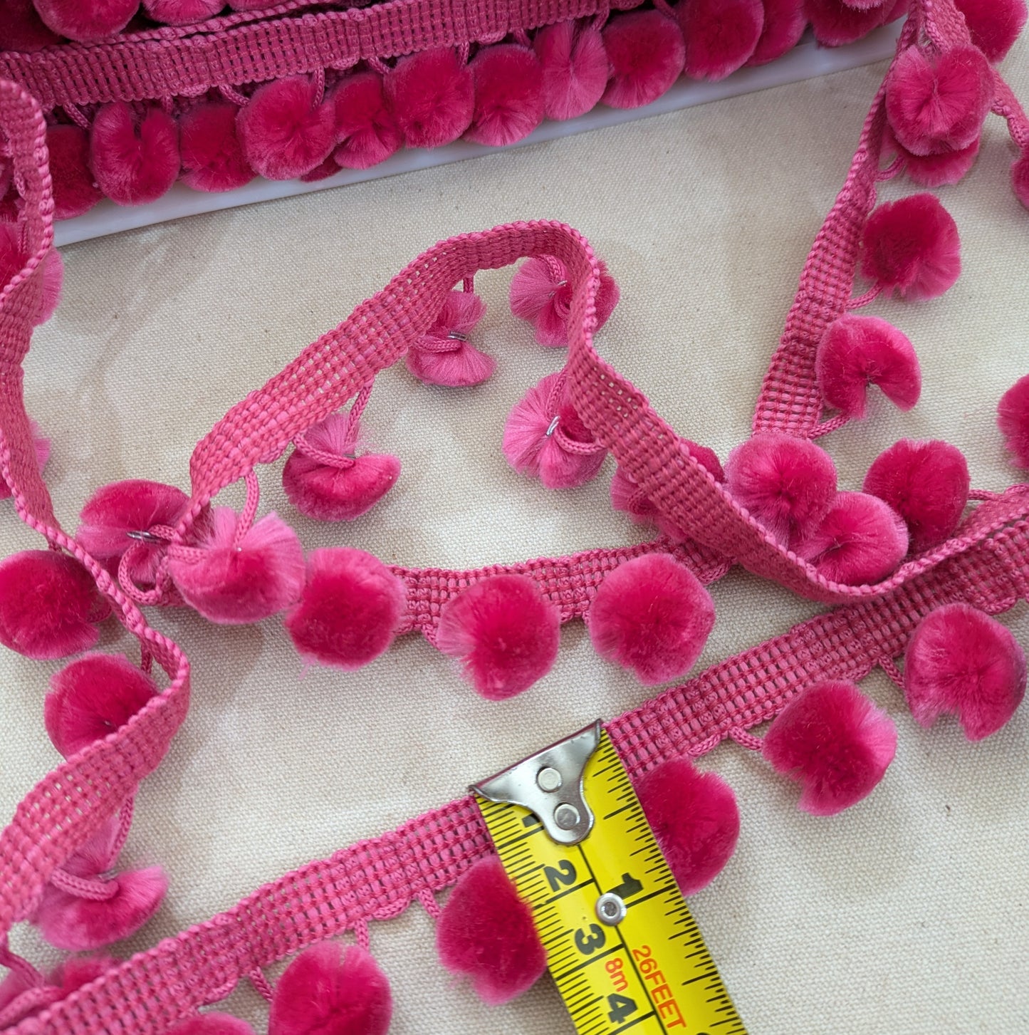 Pom Pom Trimming