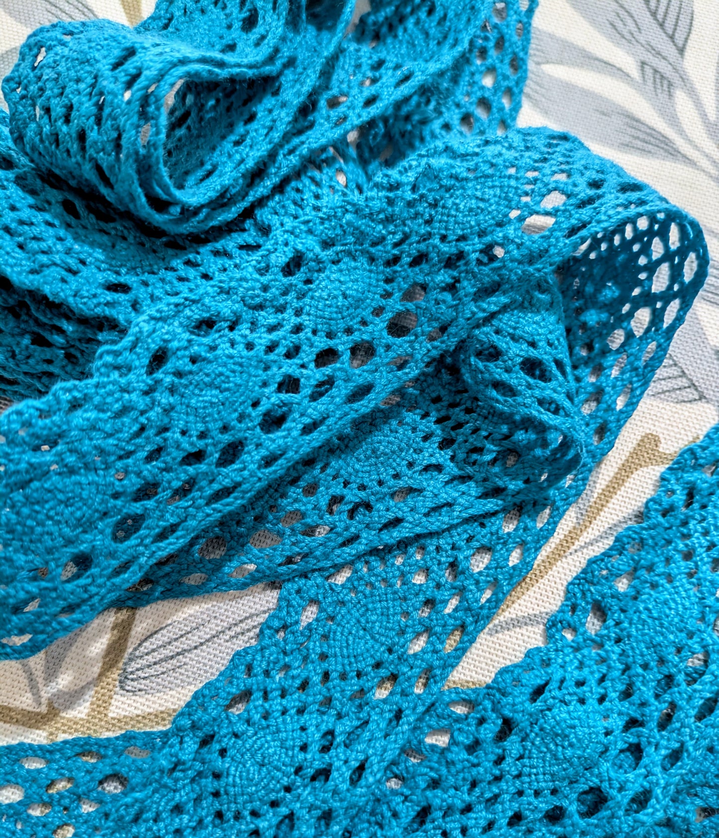 Turquoise Crochet-style Trim 3.7m remnant