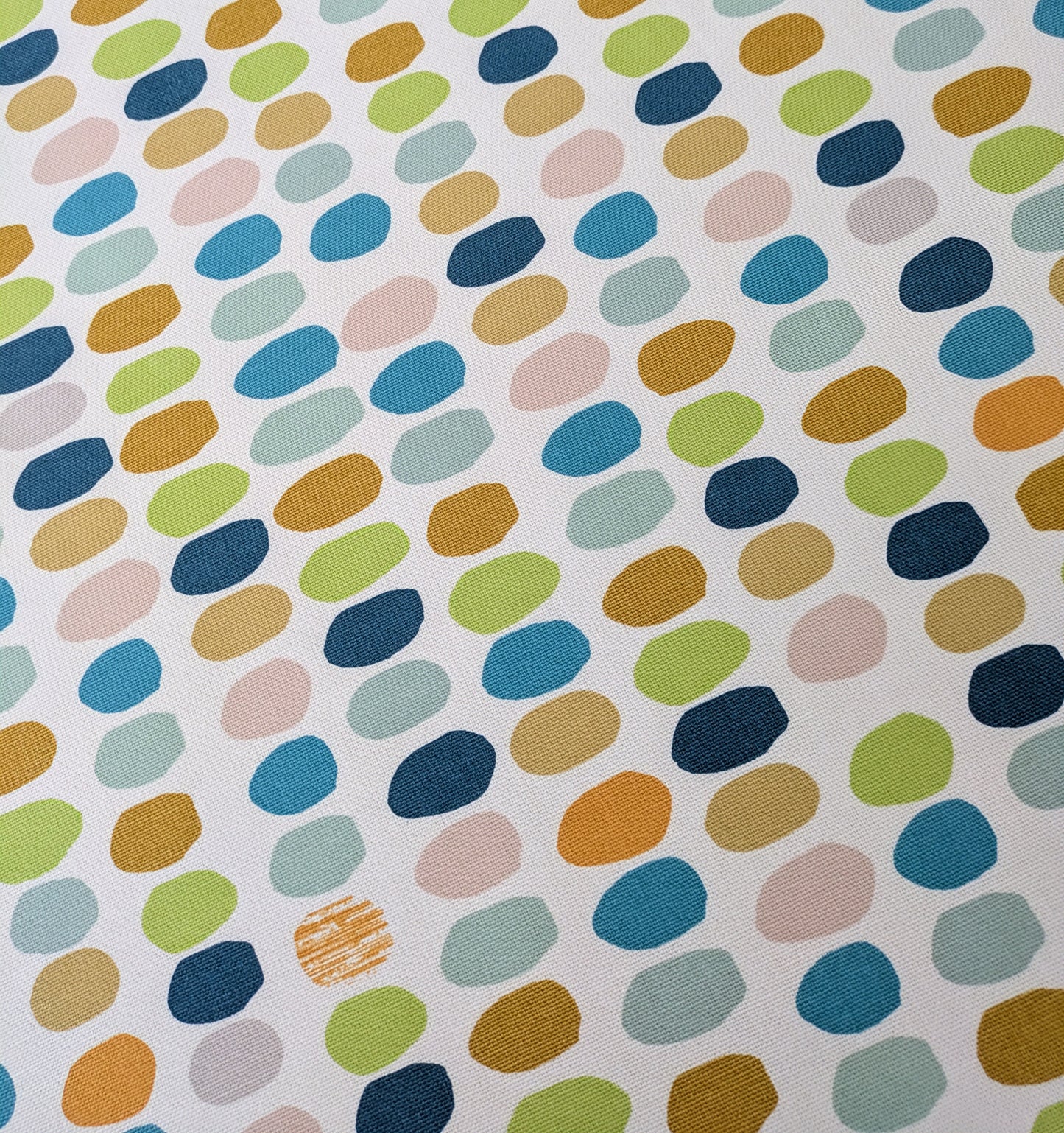 Arvika / Spotty Fabric by Fryetts