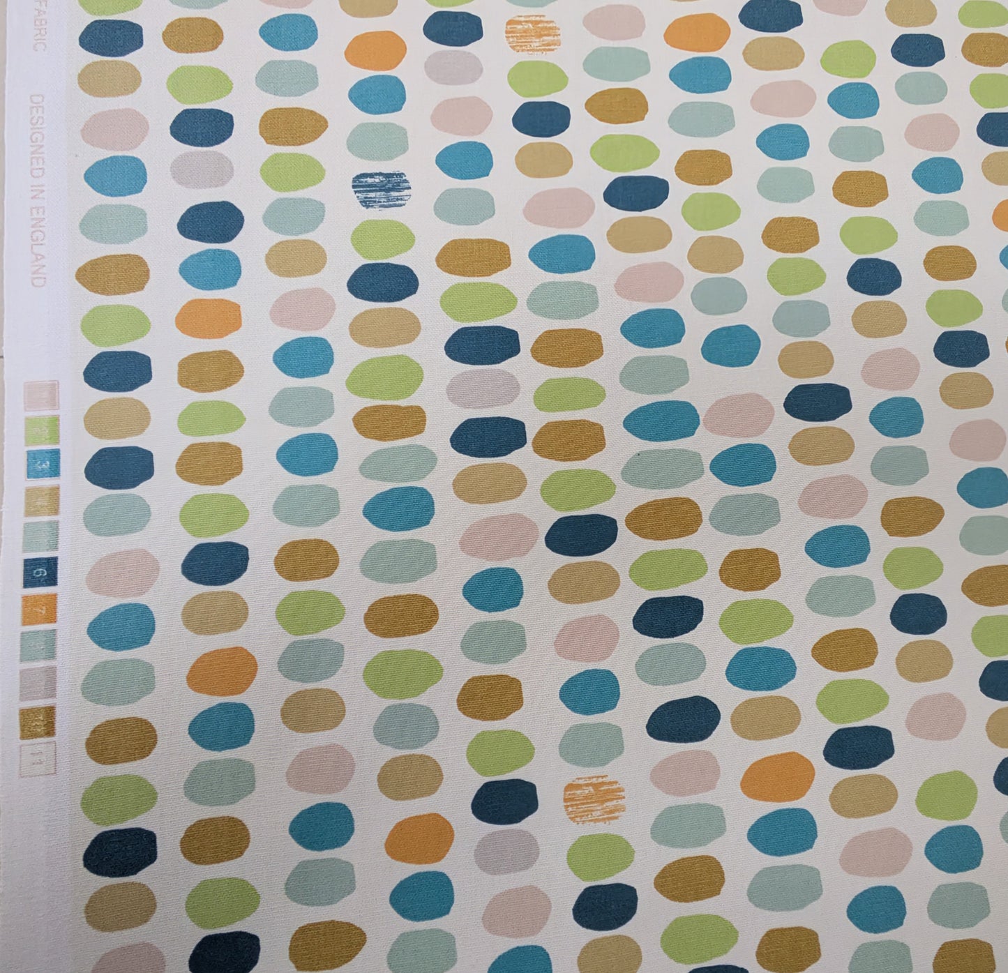 Arvika / Spotty Fabric by Fryetts