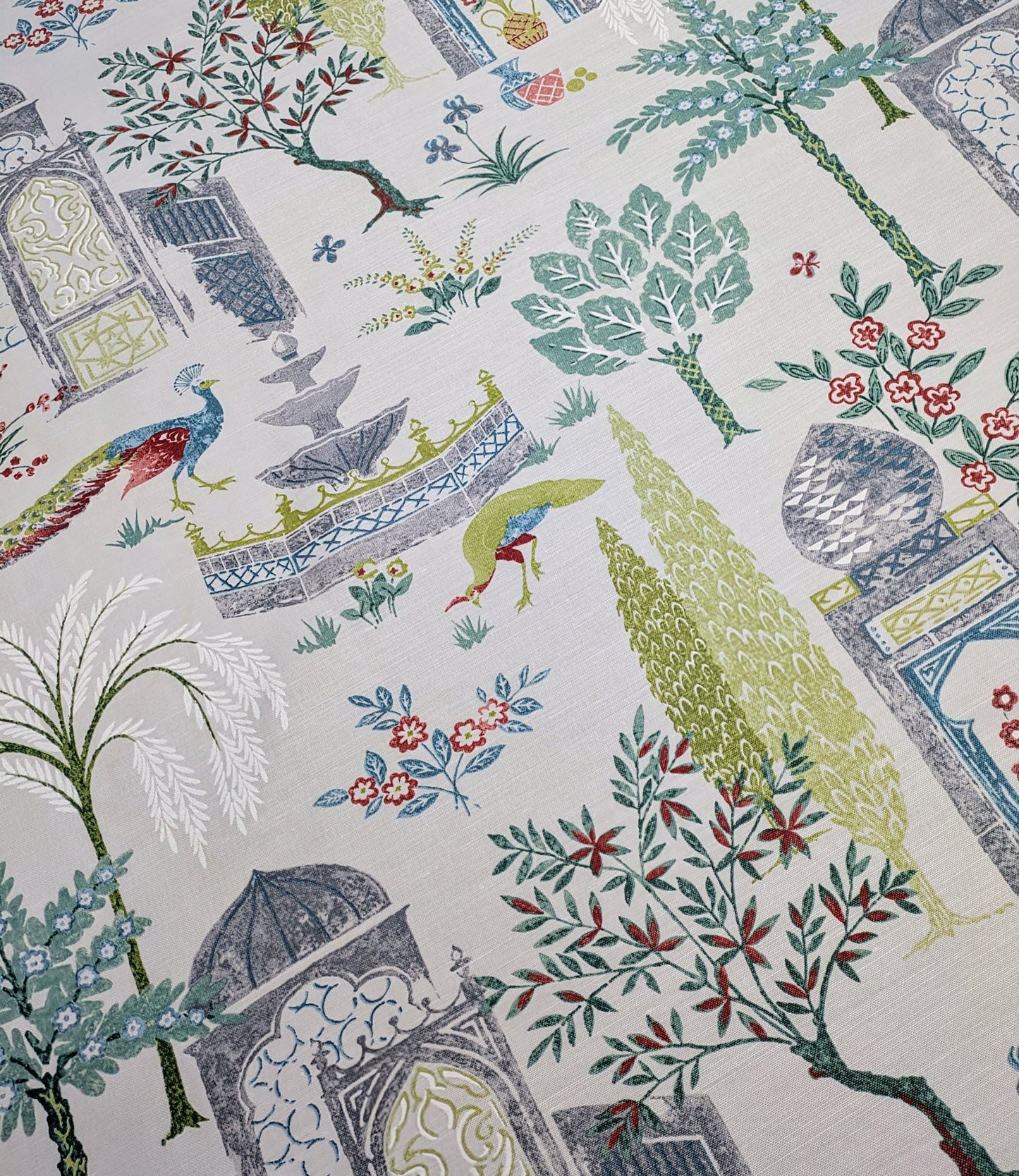 Persian Grove by Jane Churchill - 1.9m Remnant