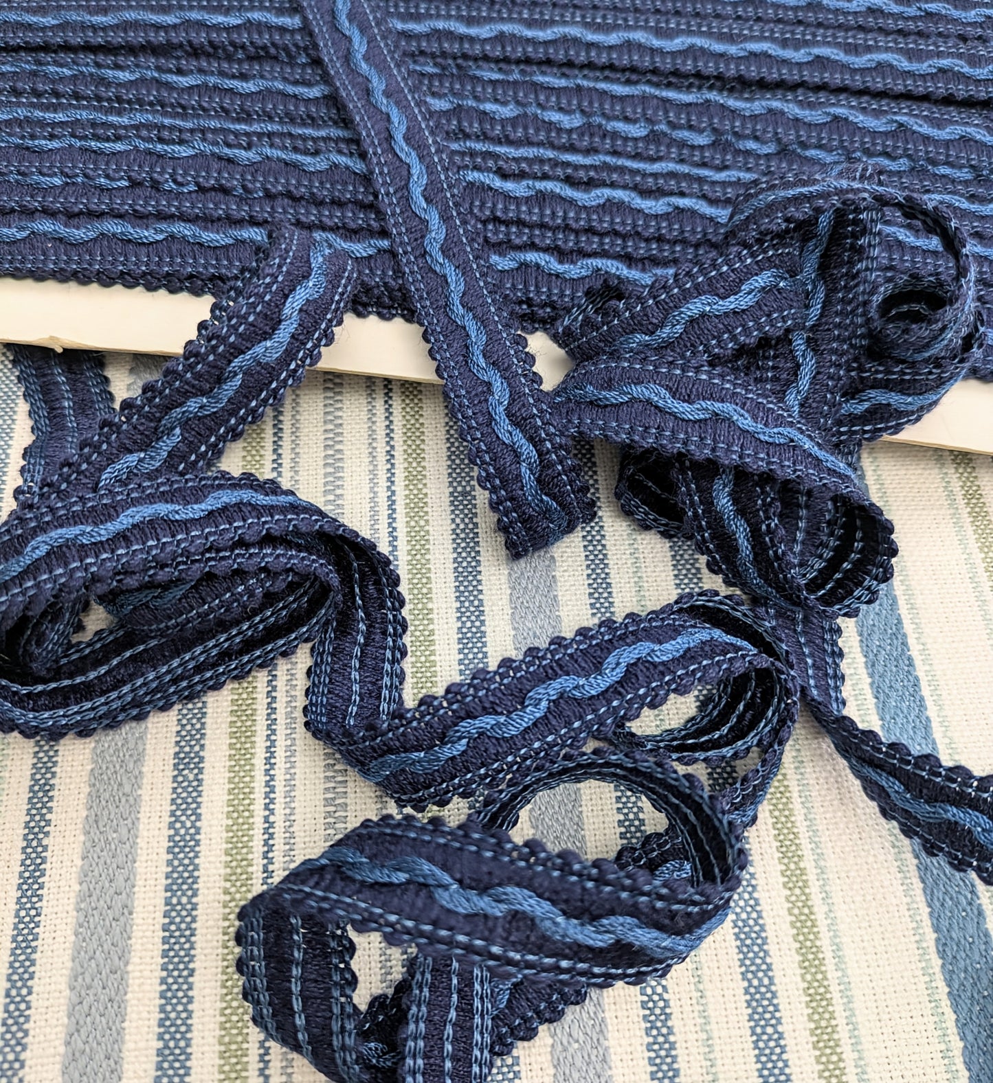 Navy Blue Trimming with Wavy Design for Soft Furnishings & Upholstery