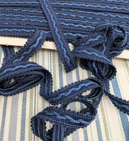 Navy Blue Trimming with Wavy Design for Soft Furnishings & Upholstery