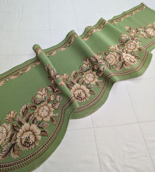 Green Curtain Pelmet 1.95m Remnant