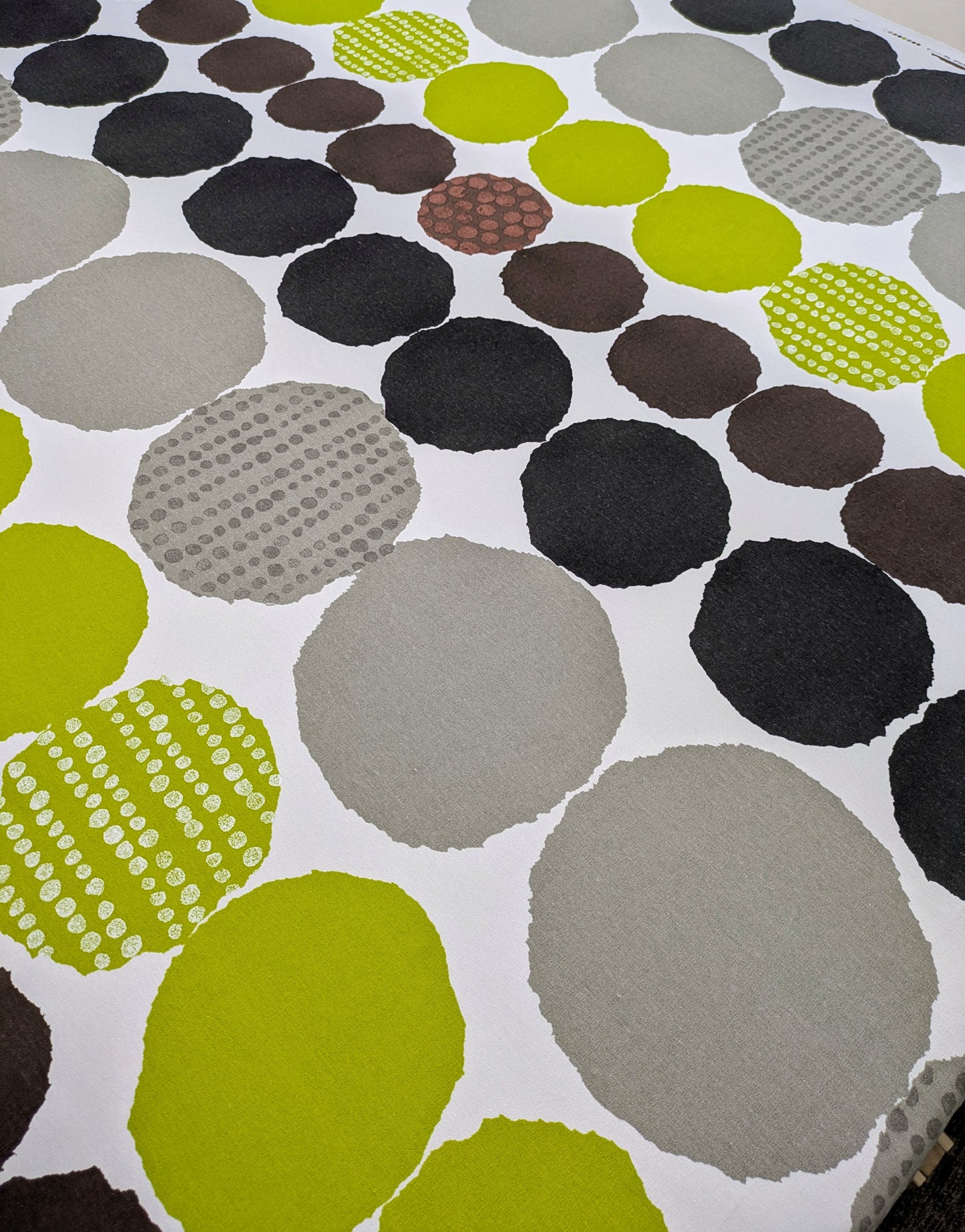 Designers Guild 'Tribeca' - Discontinued Fabric, 2 Remnants - REDUCED