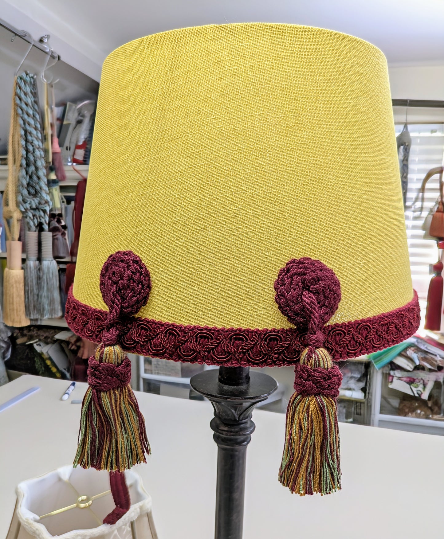 Magnetic Tassel for Lampshades / Curtains & Crafts / Key Tassel