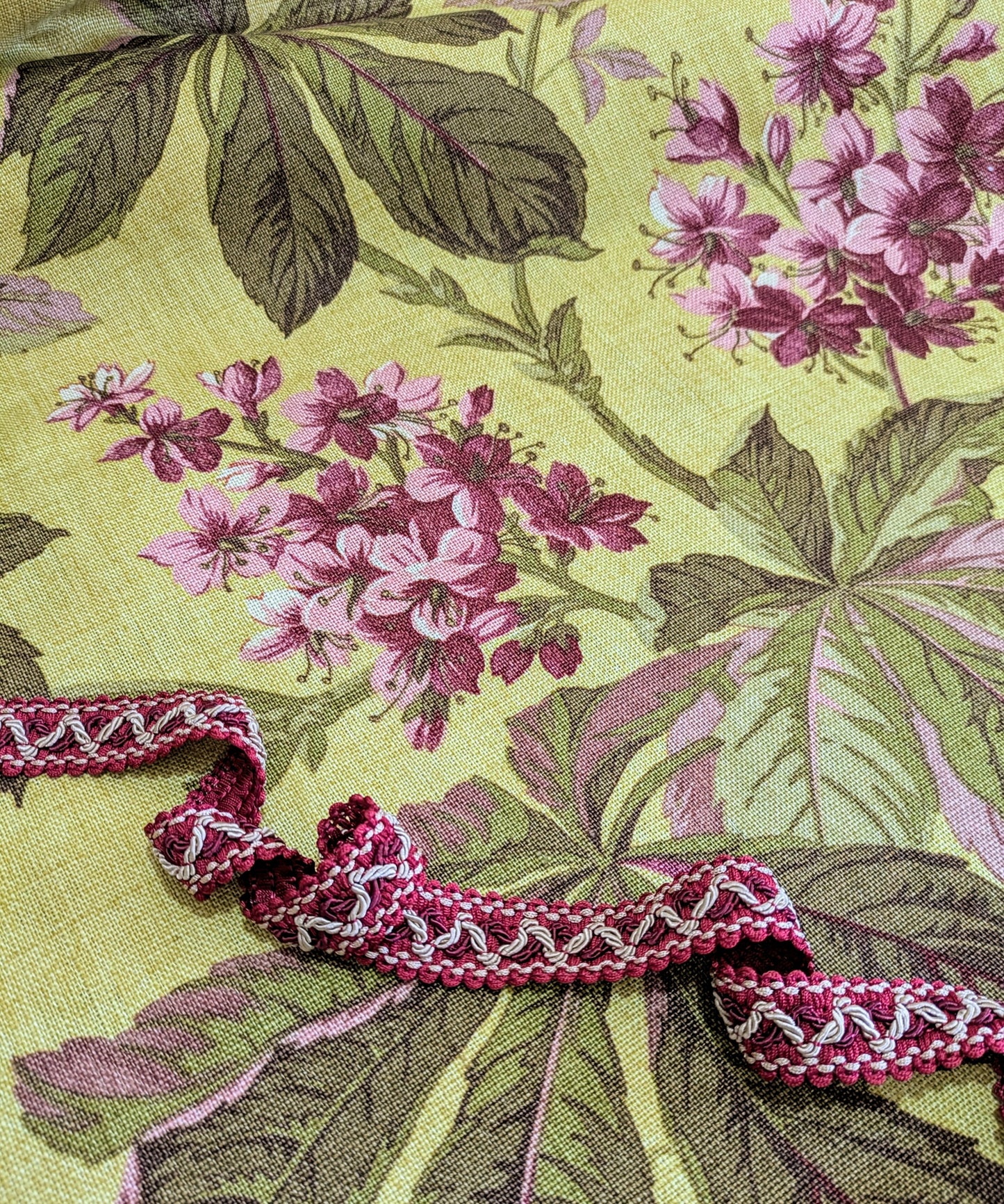 Cardinal Red & Cream, Lampshade trim / Soft Furnishing trim / Upholstery trim