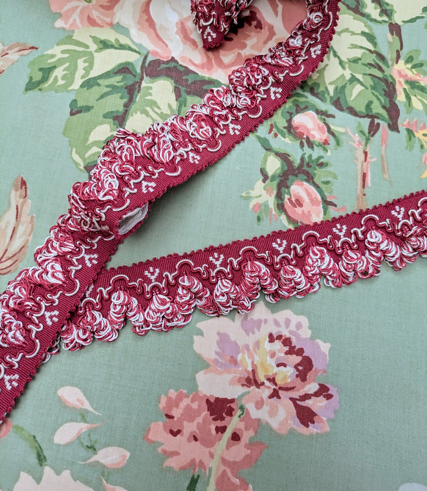 Vintage Wine & Ivory Braid / Lampshade Trim / Upholstery Trim
