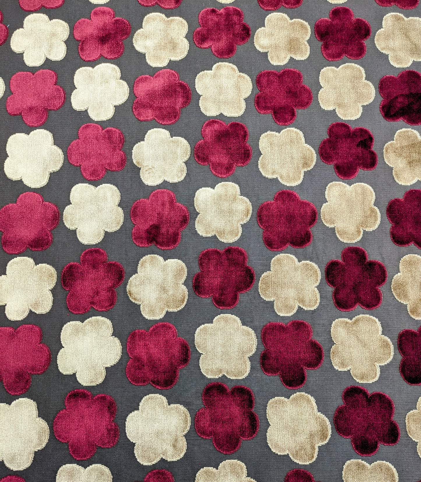 Mulberry Home Furnishing Velvet - Aster
