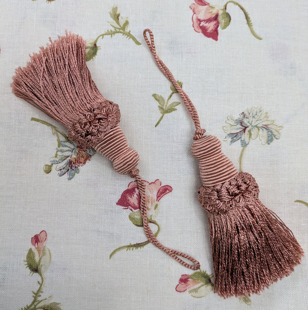 Pink Vintage - Style Tassels / Key Tassels / Cushion Tassels