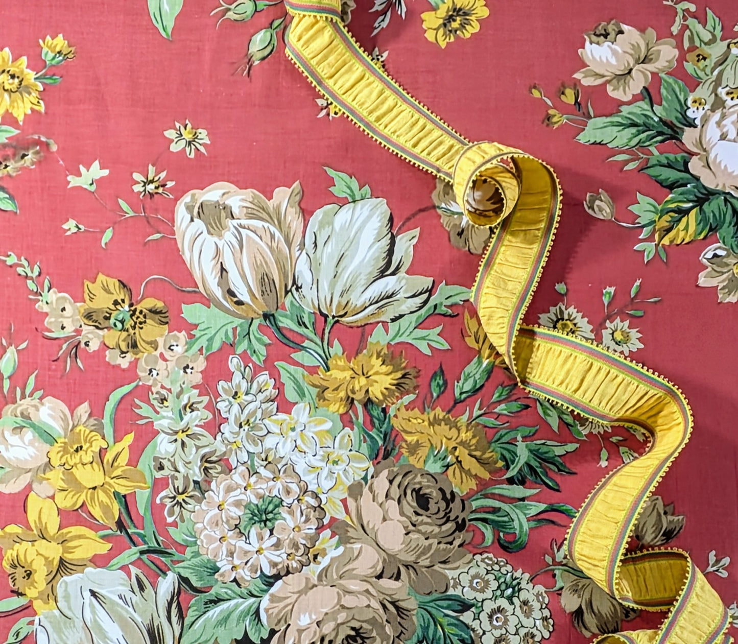 Discontinued Yellow Romo Trim