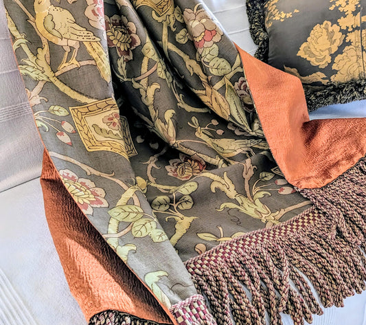 Bird Garden - A Luxurious Sofa/Bed Throw