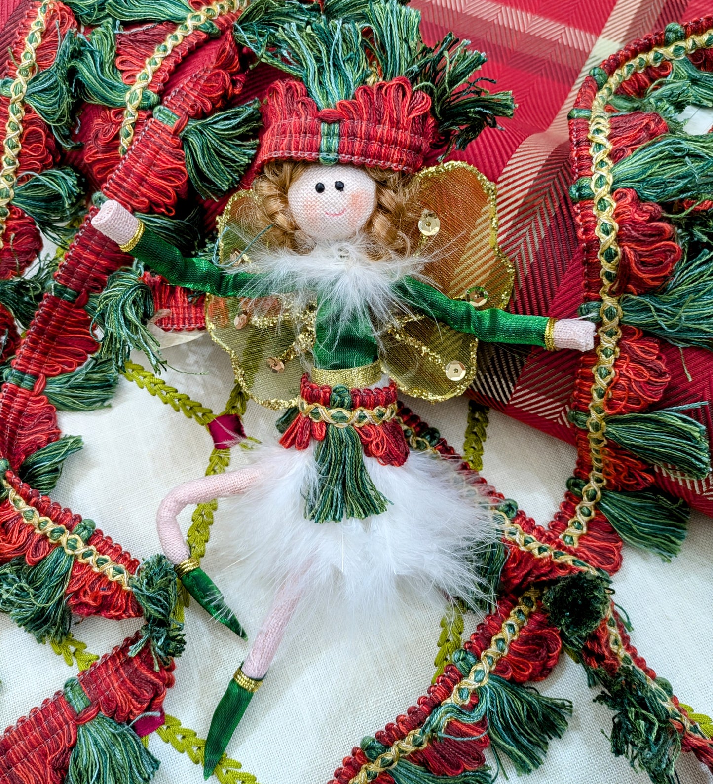 Red, Green & Gold Tassel Fringe Trim