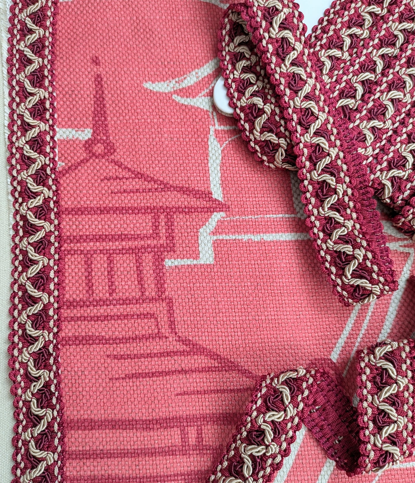 Mokoshi by Romo / Villa Nova