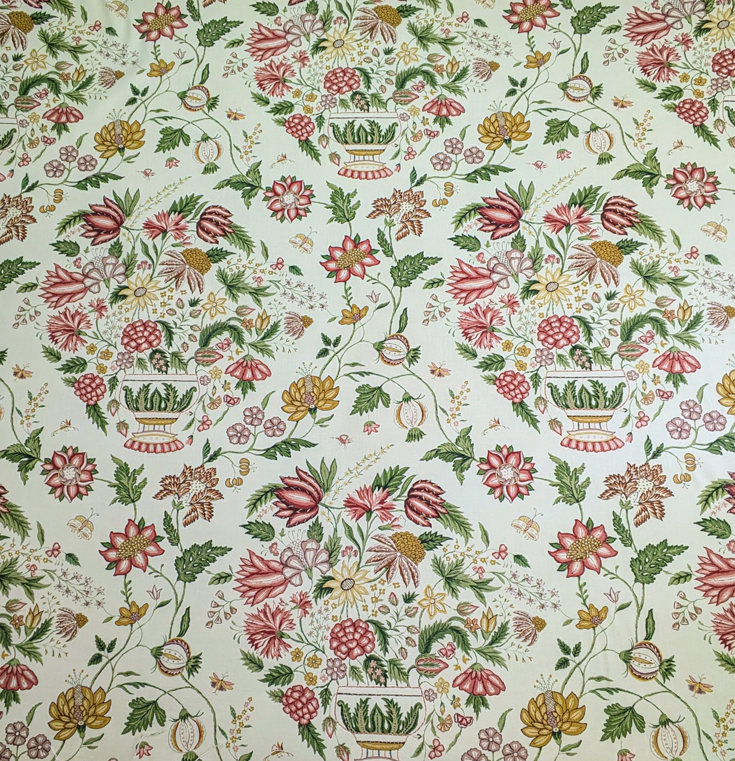 Vintage Basset Hall by Greeff - 1.28m Remnant