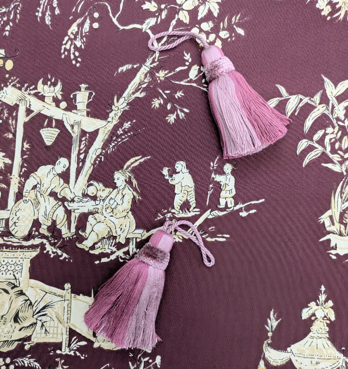 Discontinued Romo Tea House - Oriental Toile - 1.45m Remnant