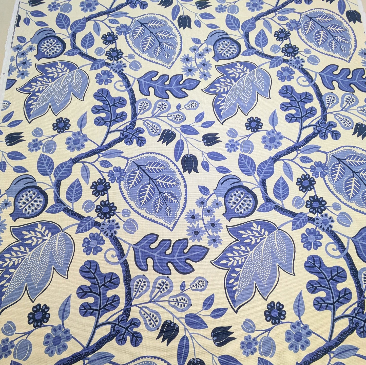 Blue Floral by P.Kaufman - 3.8m Remnant