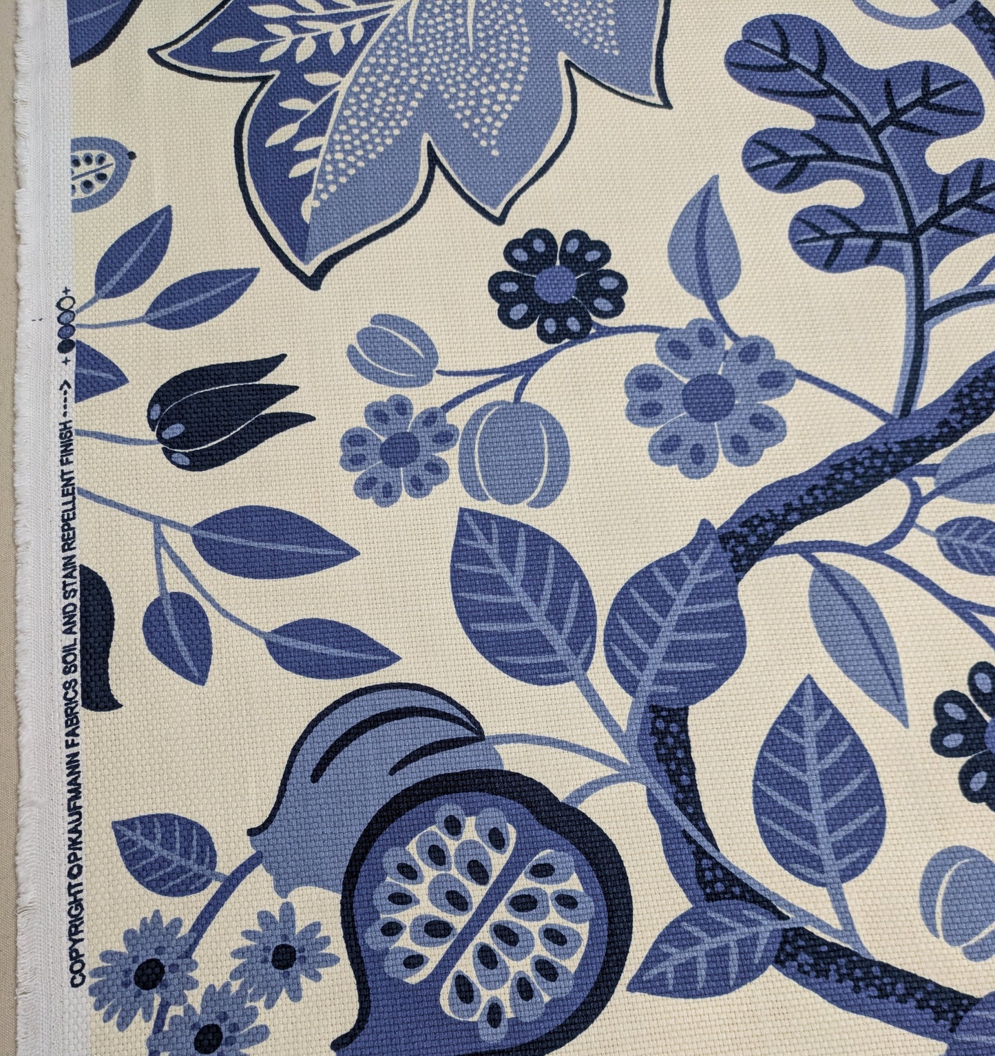 Blue Floral by P.Kaufman - 3.8m Remnant