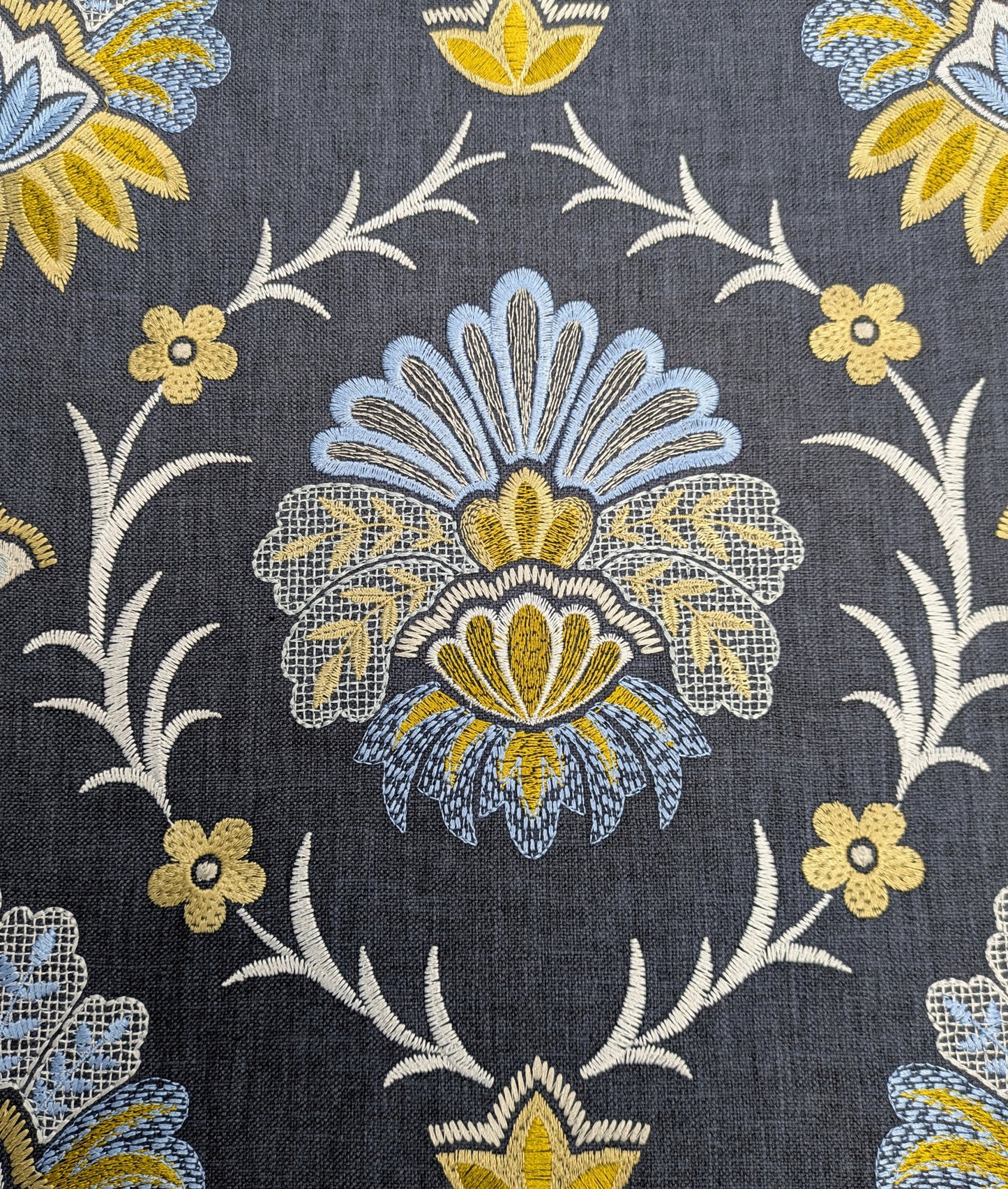 Amadore Sapphire by ILIV - 1.85m Remnant