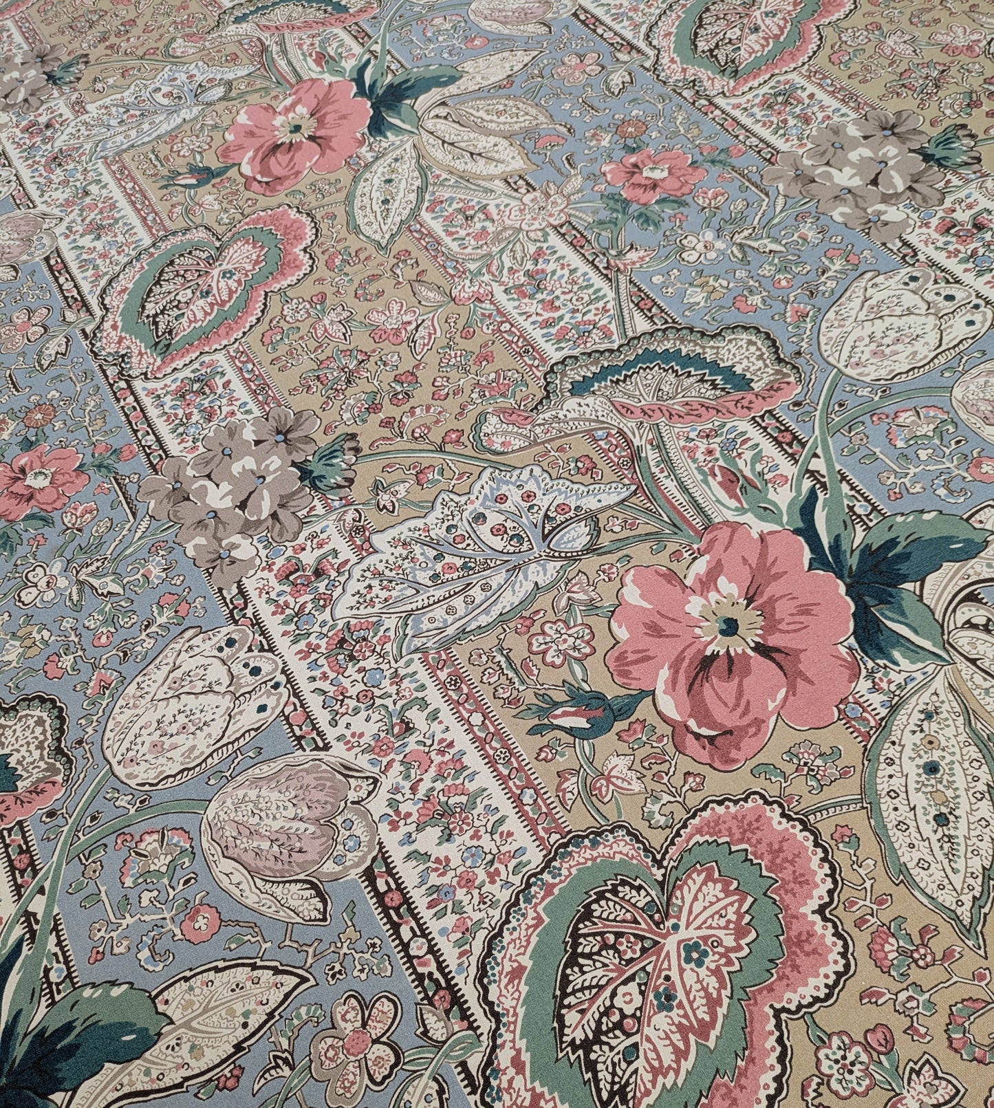 Rare - Kinmel by Bernard Nevill from The English Country House Collection - 3m Remnant