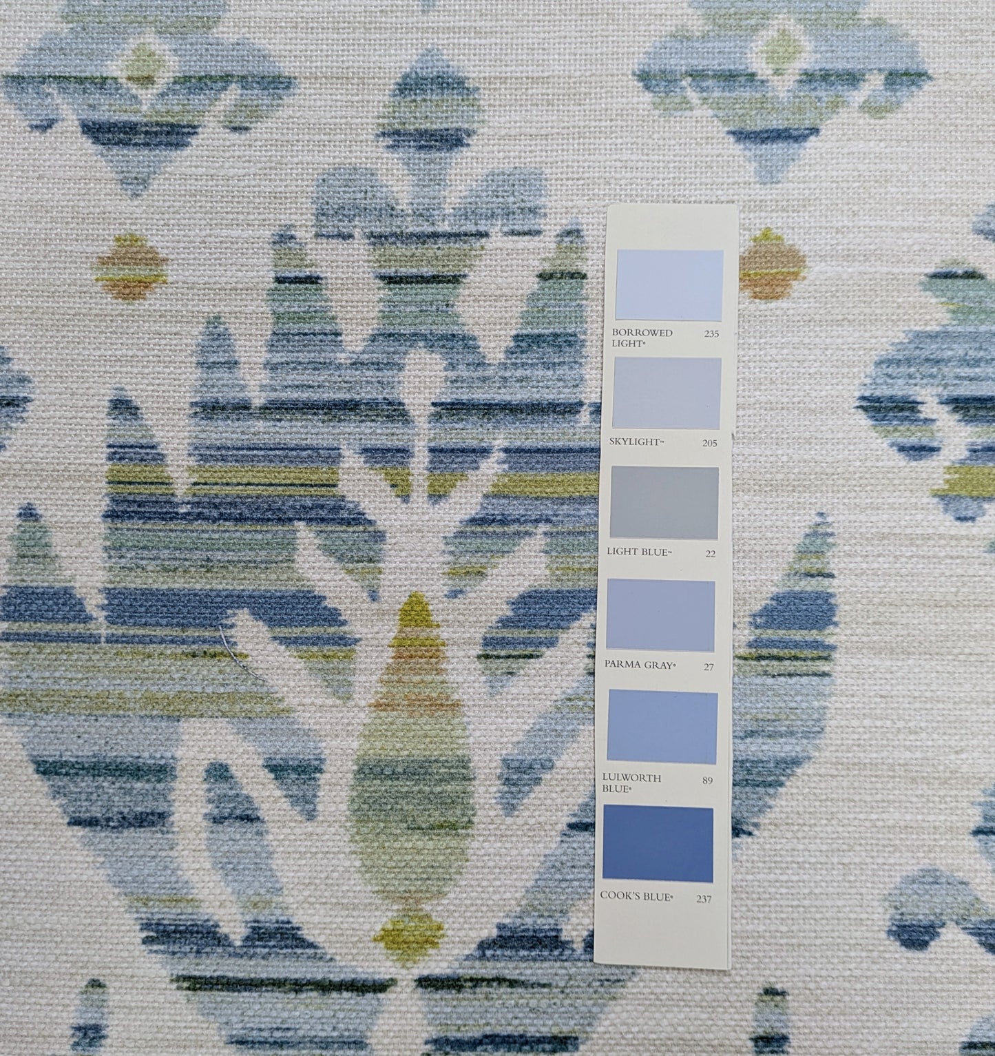 Erasmus by ILIV - Haze Colour