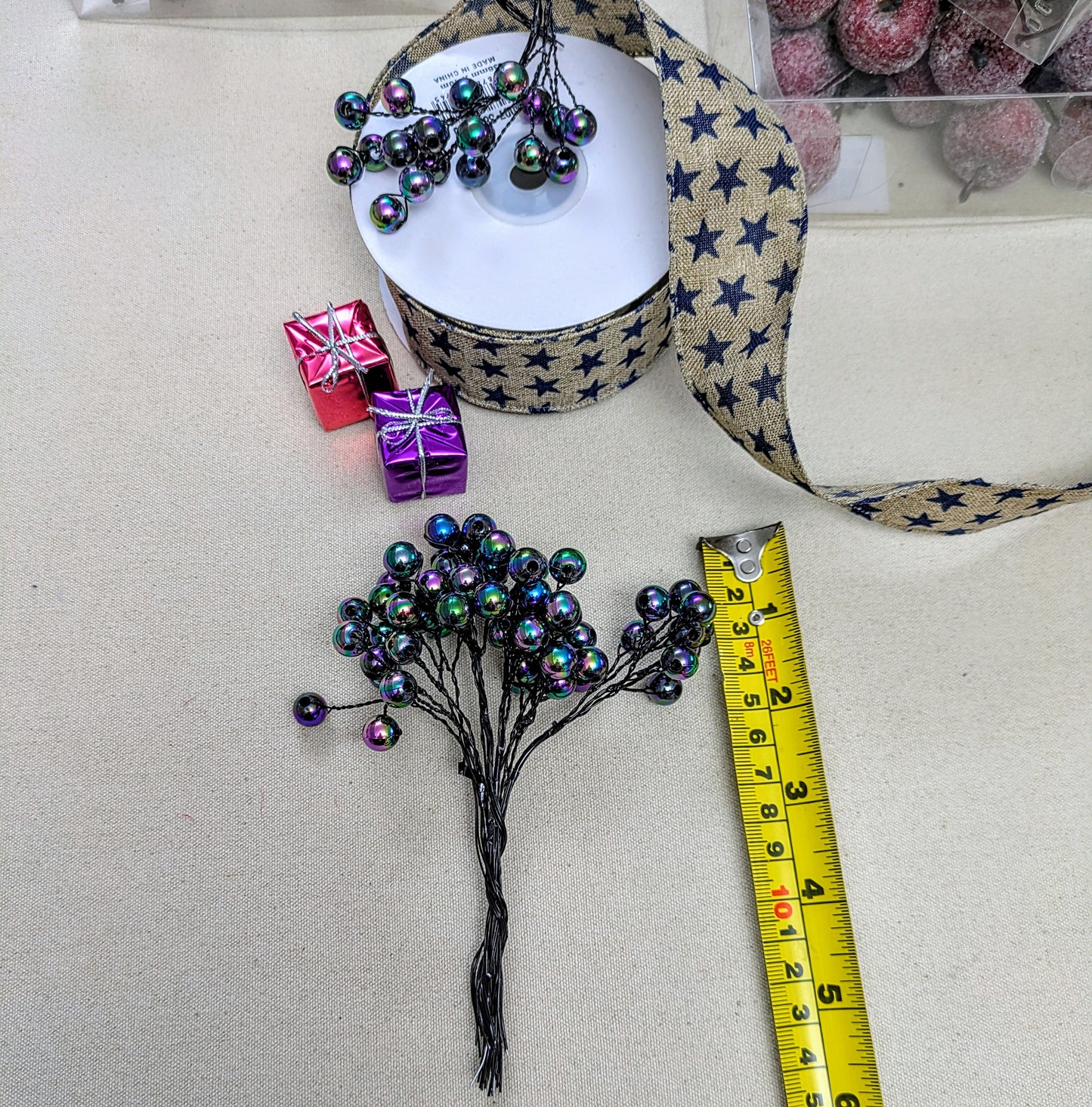 Christmas Decorations by Oasis - Wired Bead Bunches for Wreaths, Swags & Tree Decorating