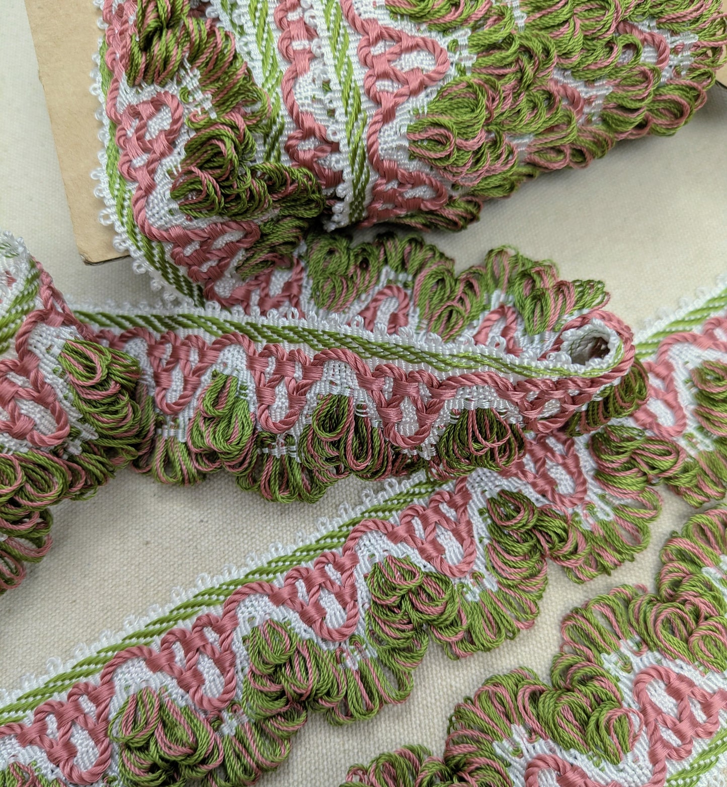 Green & Pink German Ornate Fan Edge Upholstery Trim / Cushion Trimming