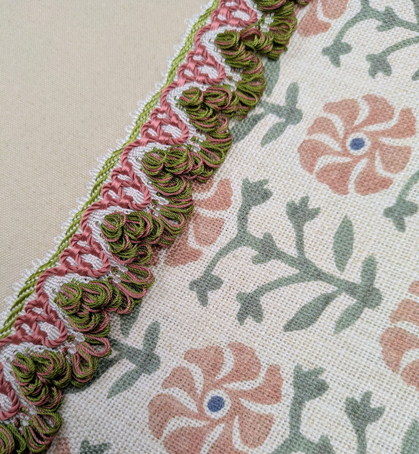 Green & Pink German Ornate Fan Edge Upholstery Trim / Cushion Trimming