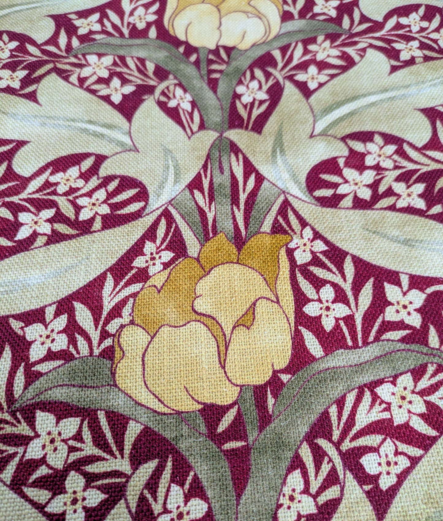 Tulip & Jasmine by GP & J Baker - 2.46m Remnant