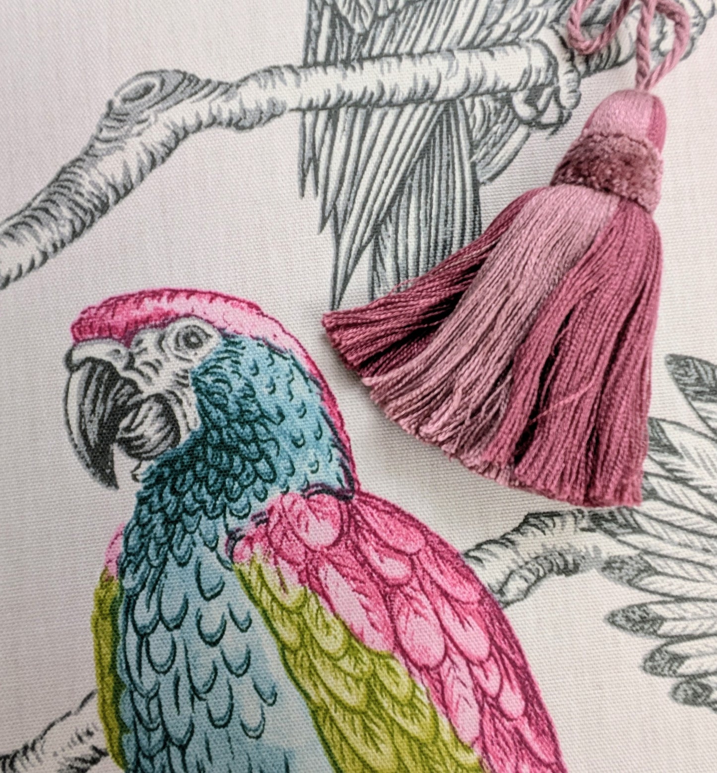 Aviary by ILIV - Begonia Colour