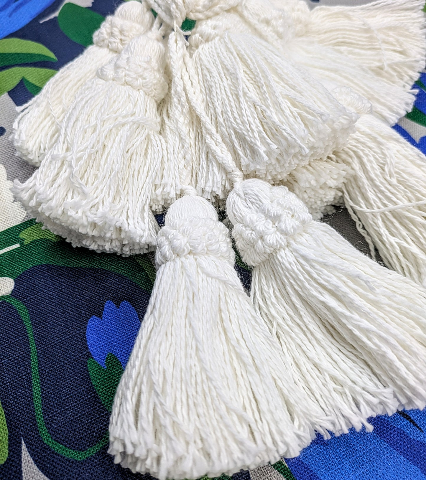 White Tassels / Key Tassel / Cushion Tassel