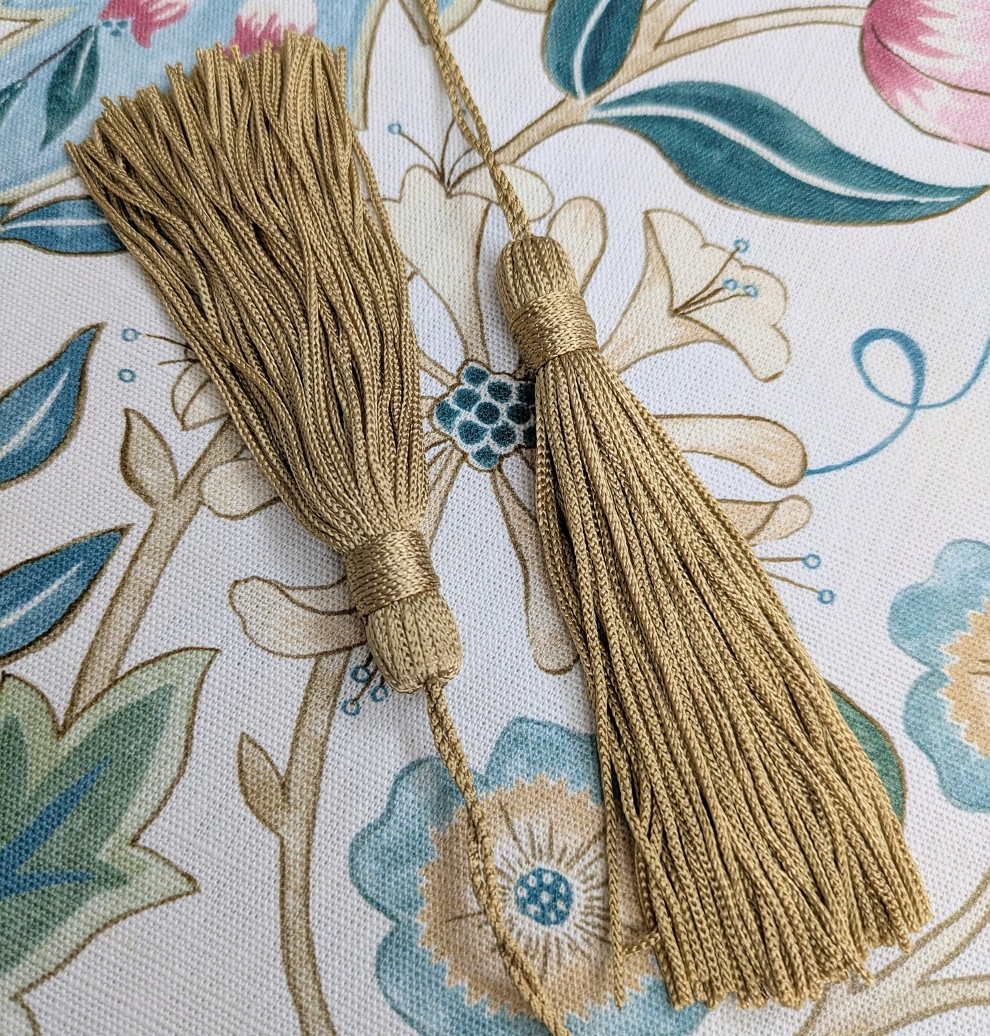 Blue Tassels or Gold Tassels / Key Tassels / Cushion Tassels