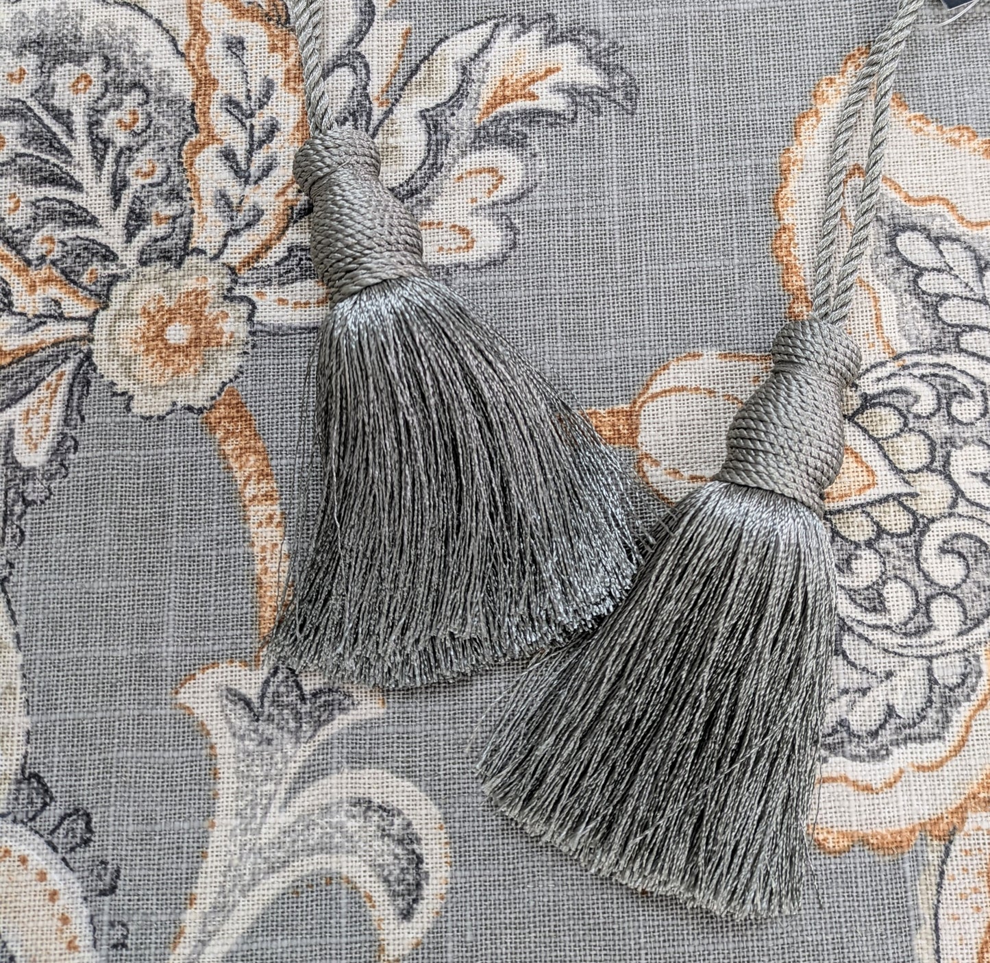 Silver Colour Tassels / Key Tassel / Cushion Tassel