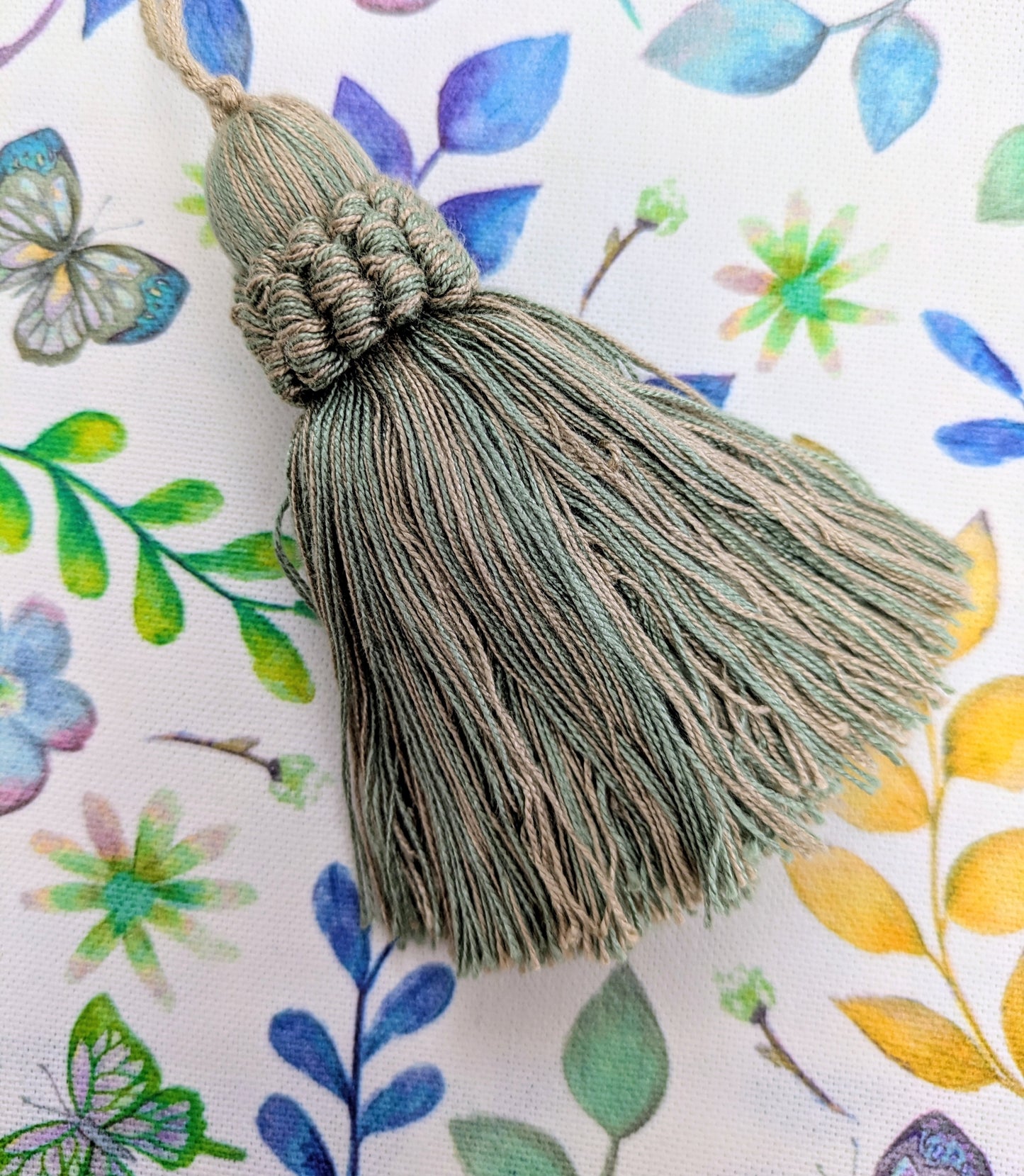 Green & Cream Tassels / Key Tassel / Cushion Tassel