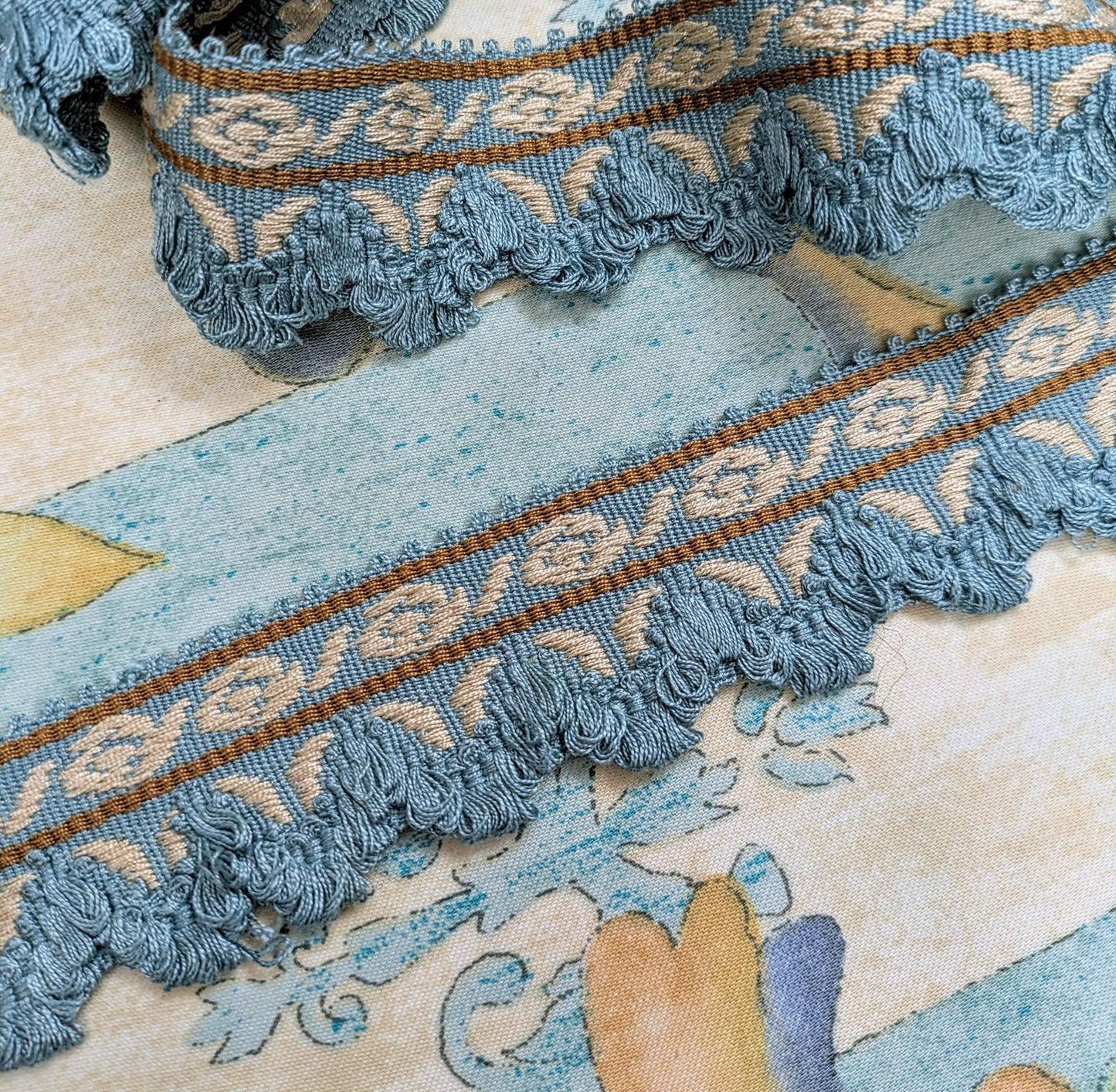 Vintage, Turqouise, Italian, Fan Edge, Upholstery Trim / Cushion Trimming - 5m Remnant