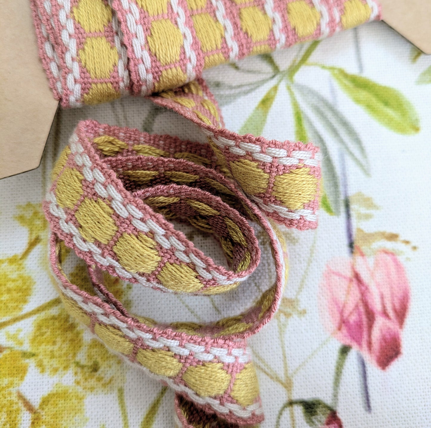 Pink & Yellow, French, Spotty Braid / Trimming for Soft Furnishings & Upholstery - 3m Remnant