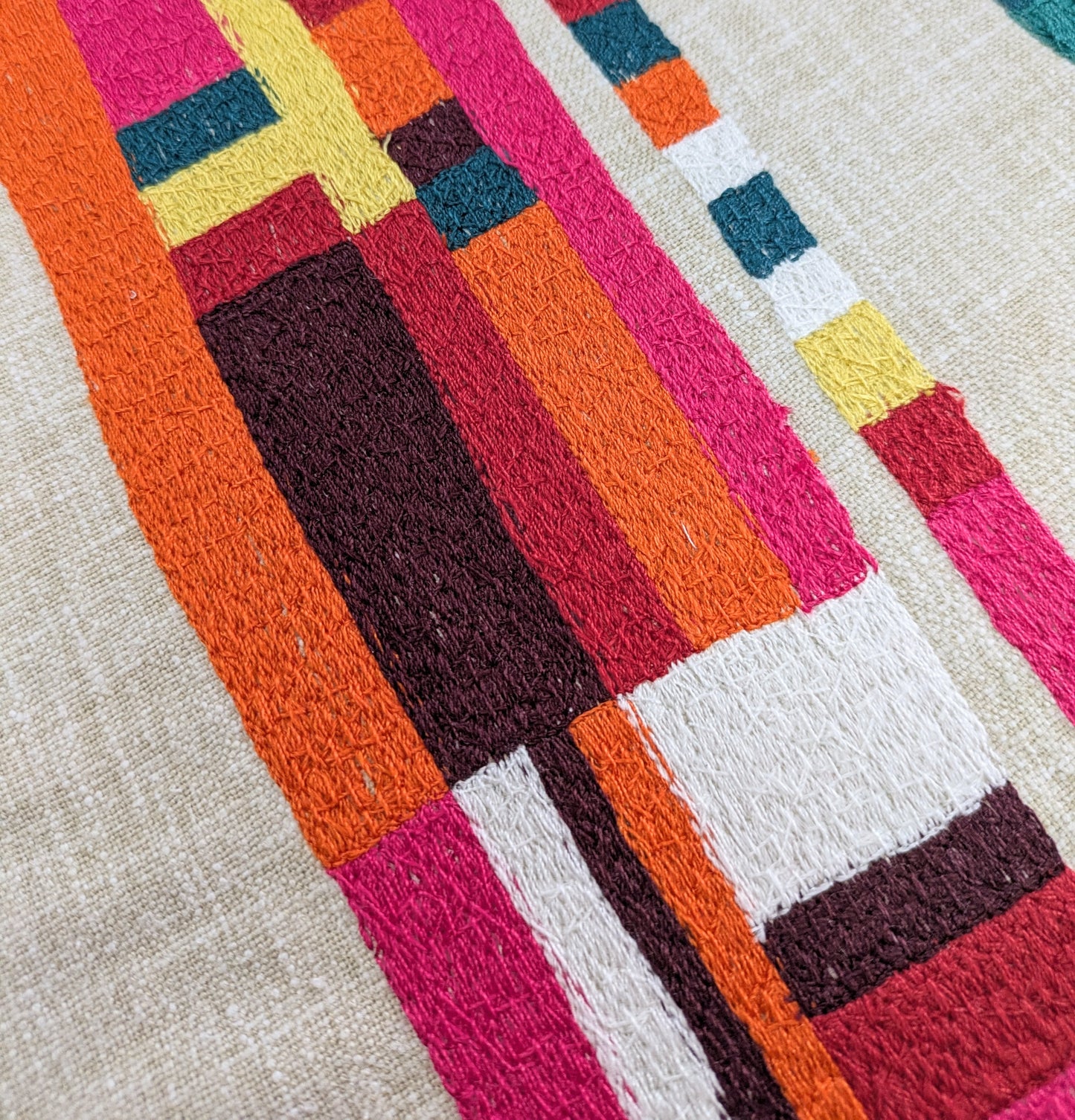 Arturo by ILIV - Embroidered fabric