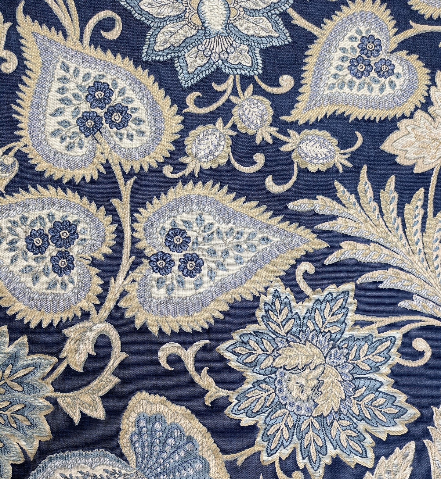 Etienne Sapphire Jacquard by ILIV
