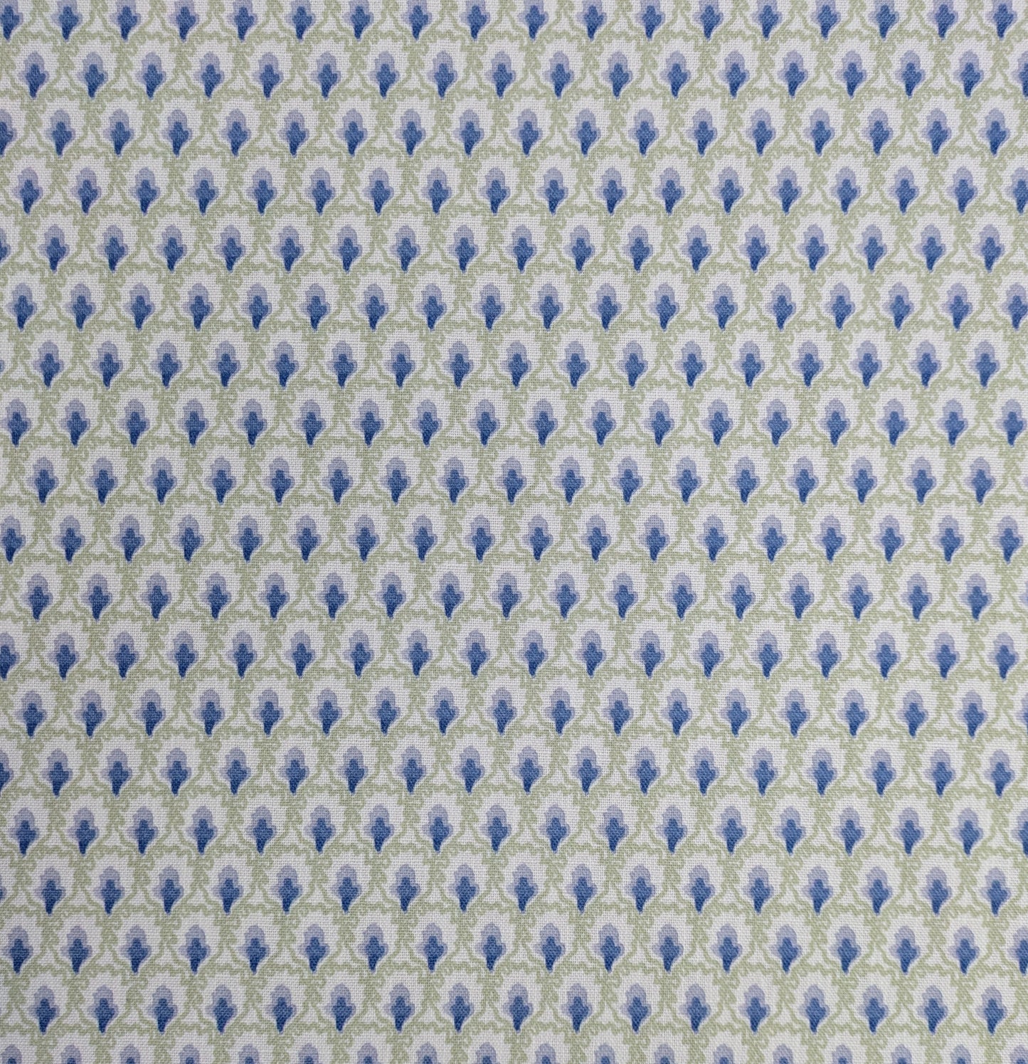 Fifi by Wemyss - Iris Colourway