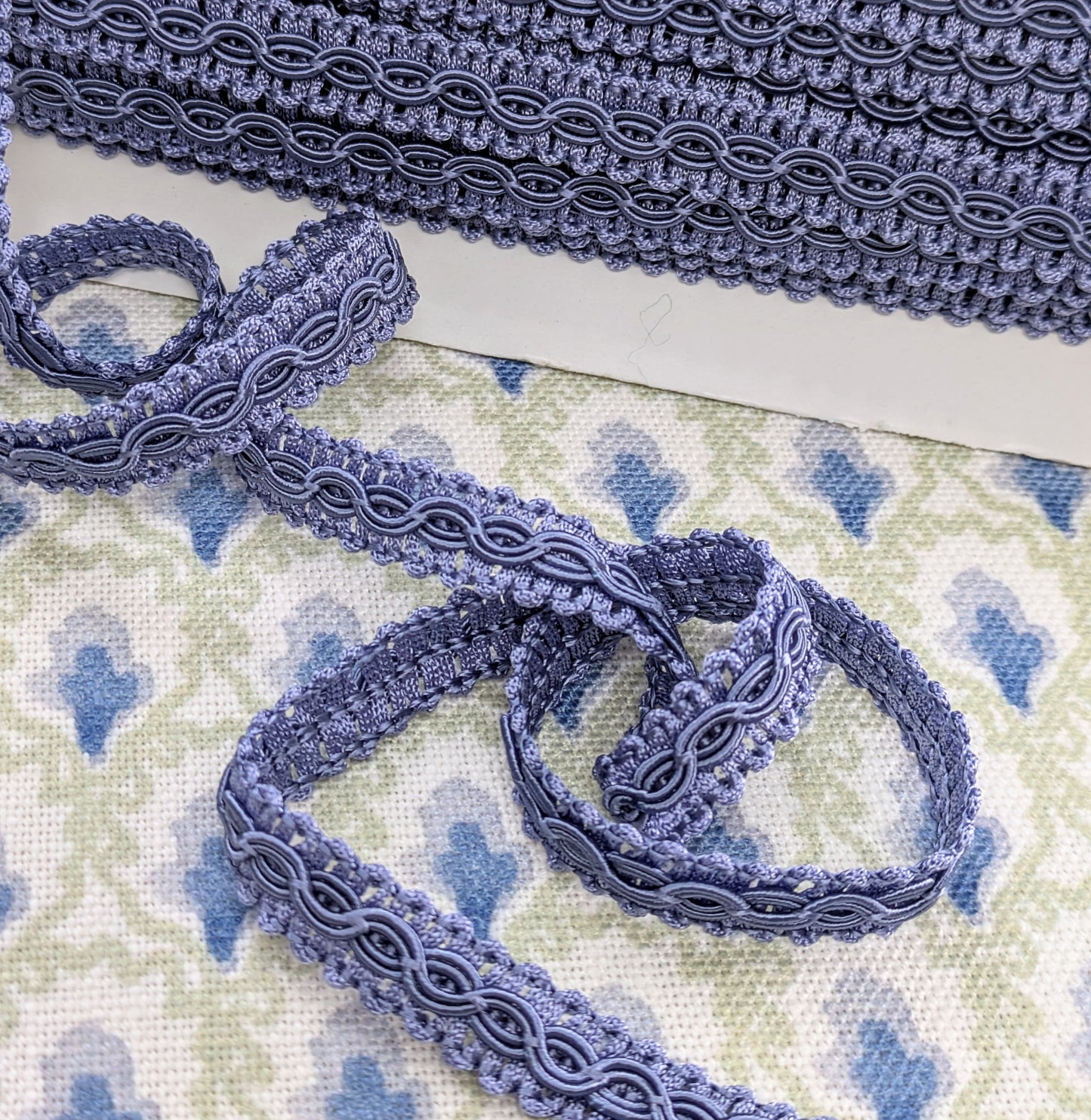 Fifi by Wemyss - Iris Colourway