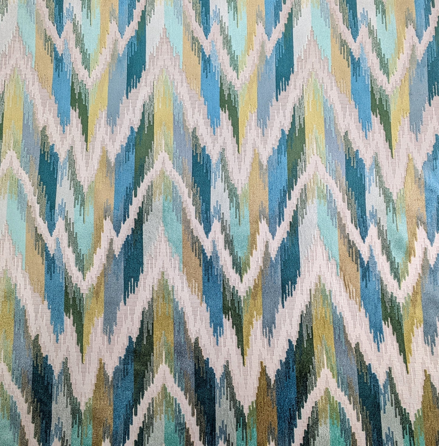 Omega by ILIV - Ikat Design - Aquarelle Colourway - 1.5m Remnant