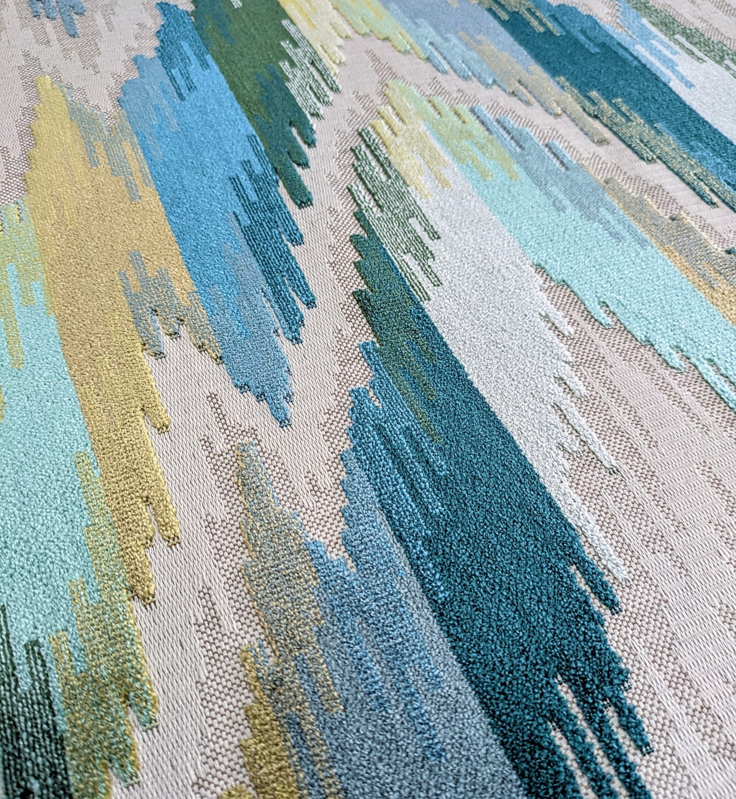 Omega by ILIV - Ikat Design - Aquarelle Colourway - 1.5m Remnant