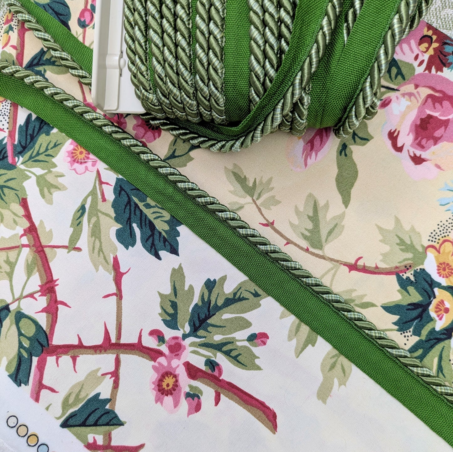 Green Flanged Cord Trim for Soft Furnishings & Upholstery