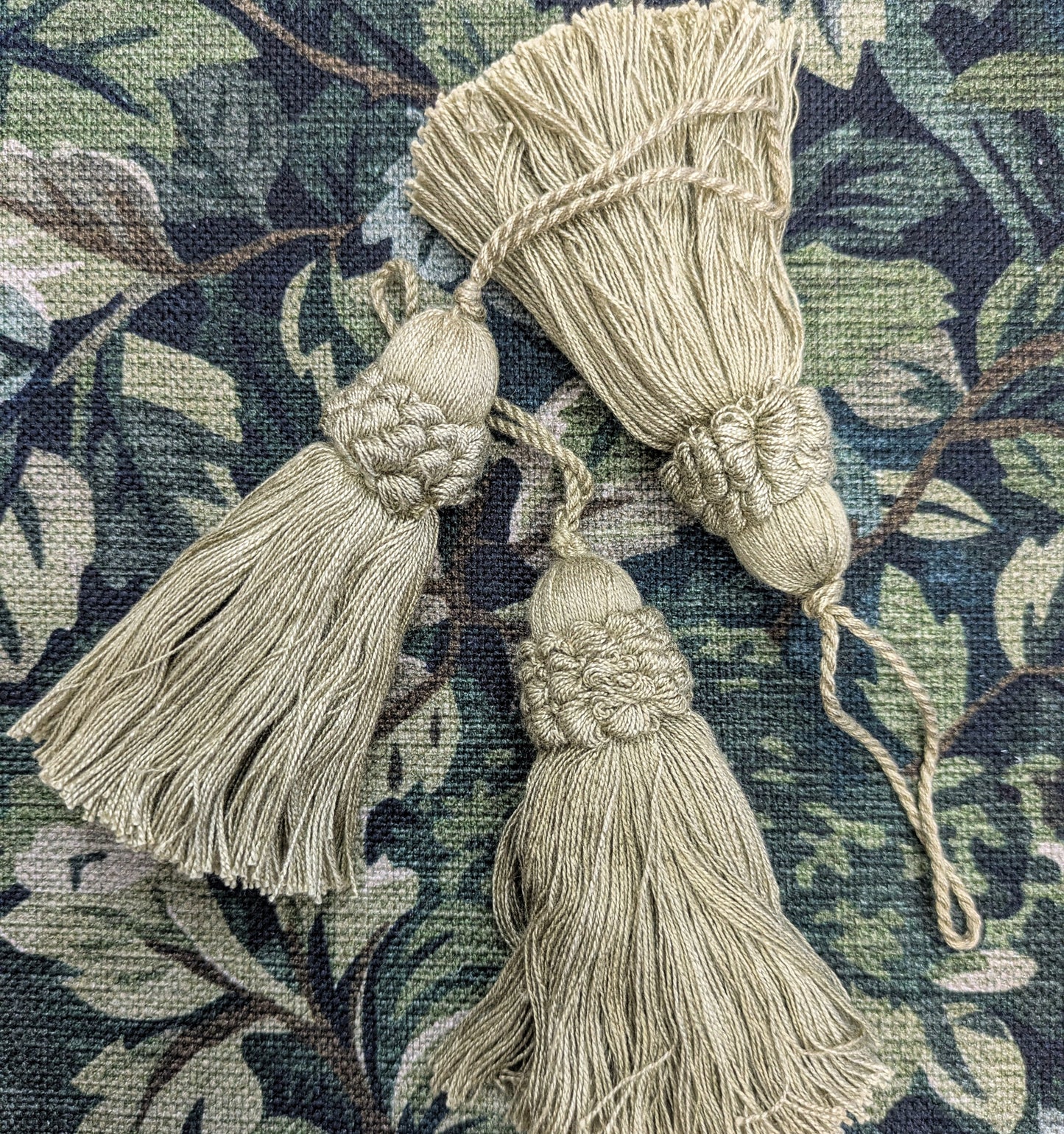Pale Green Tassels / Key Tassel / Cushion Tassel