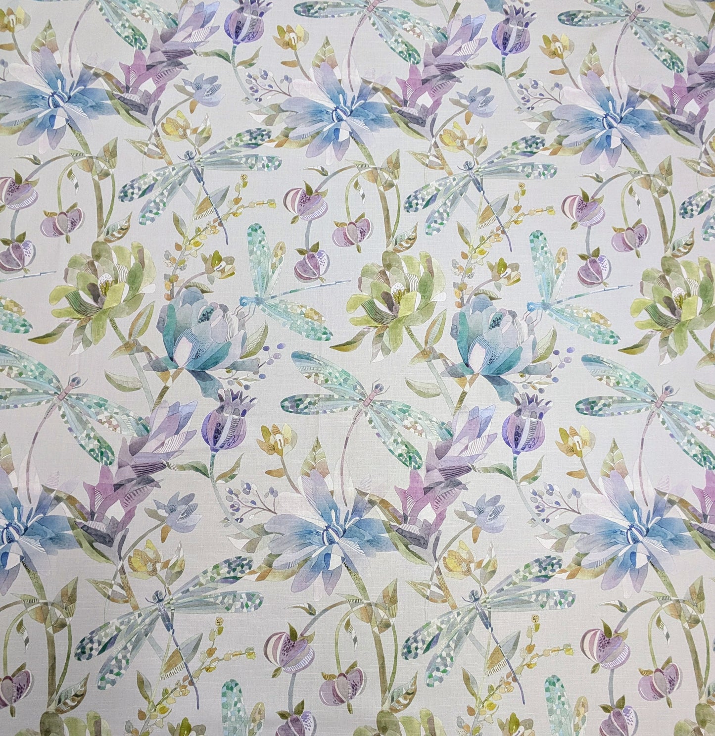 Volatus by Voyage - 1.85m Remnant - Capri Colourway