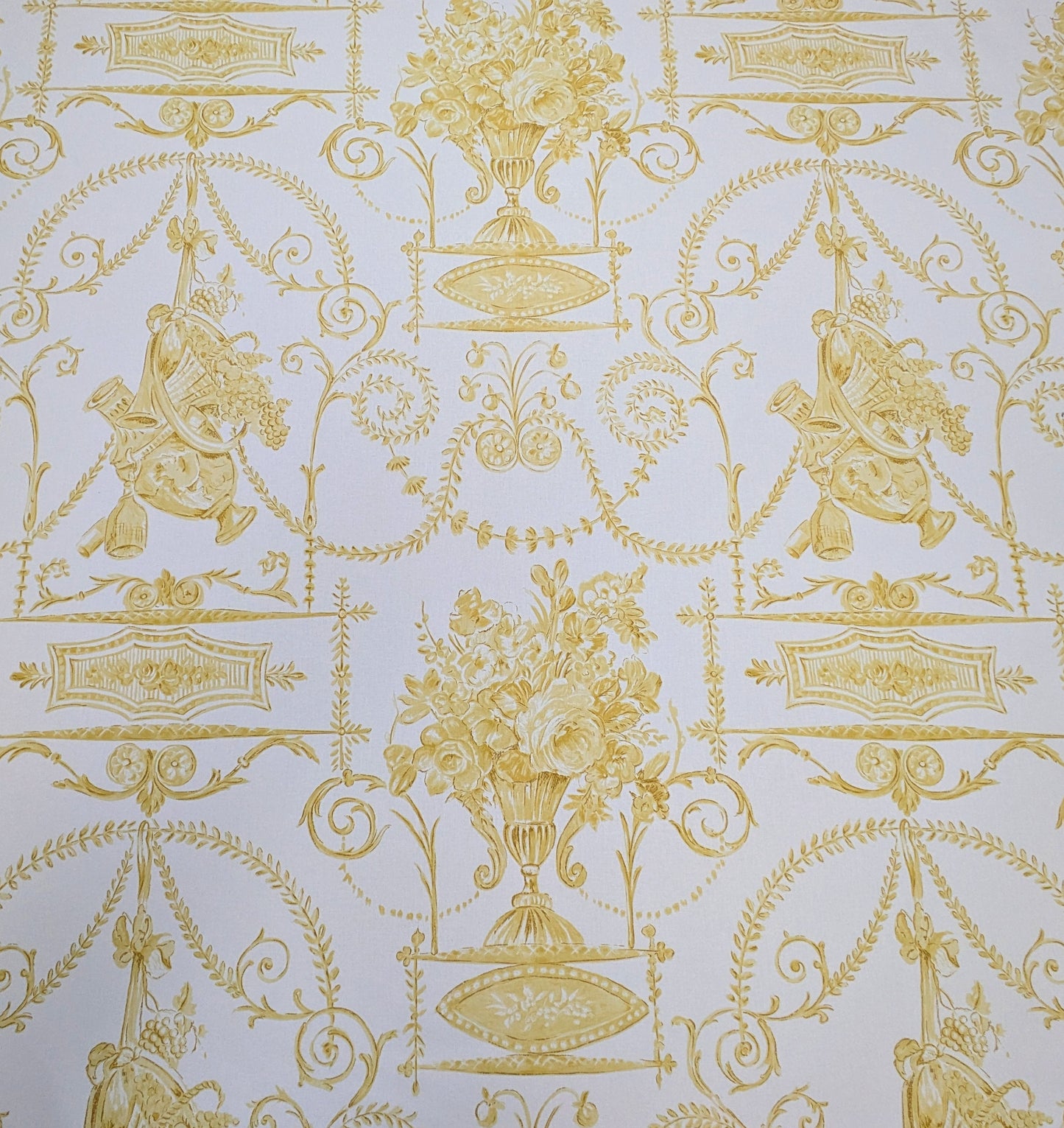 Rare, Vintage Fabric - Trophy Sketch by Warner Fabrics - 1.7m Remnant