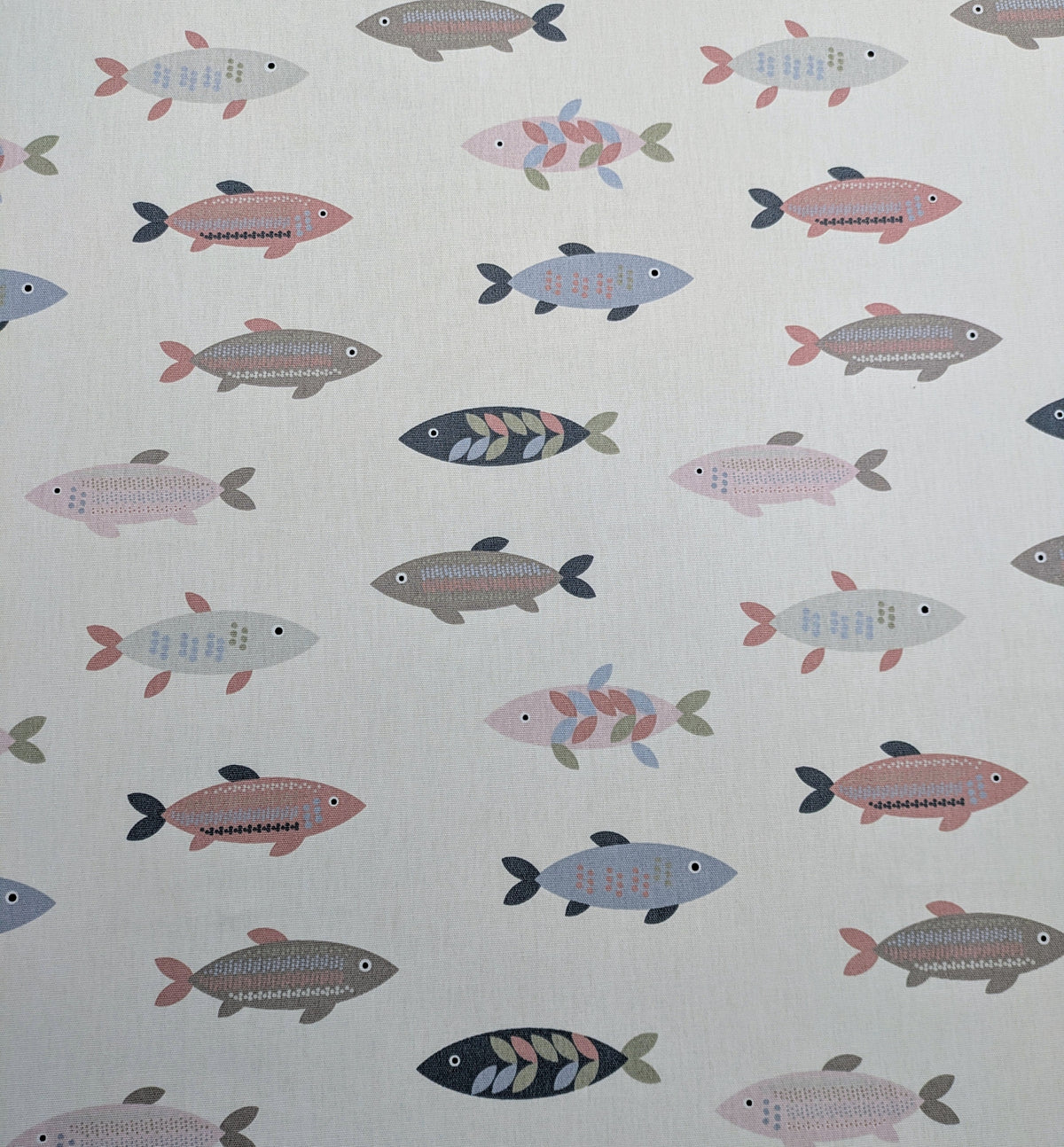 Mr Fish by ILIV - Cameo Colourway - 1.95m Remnant